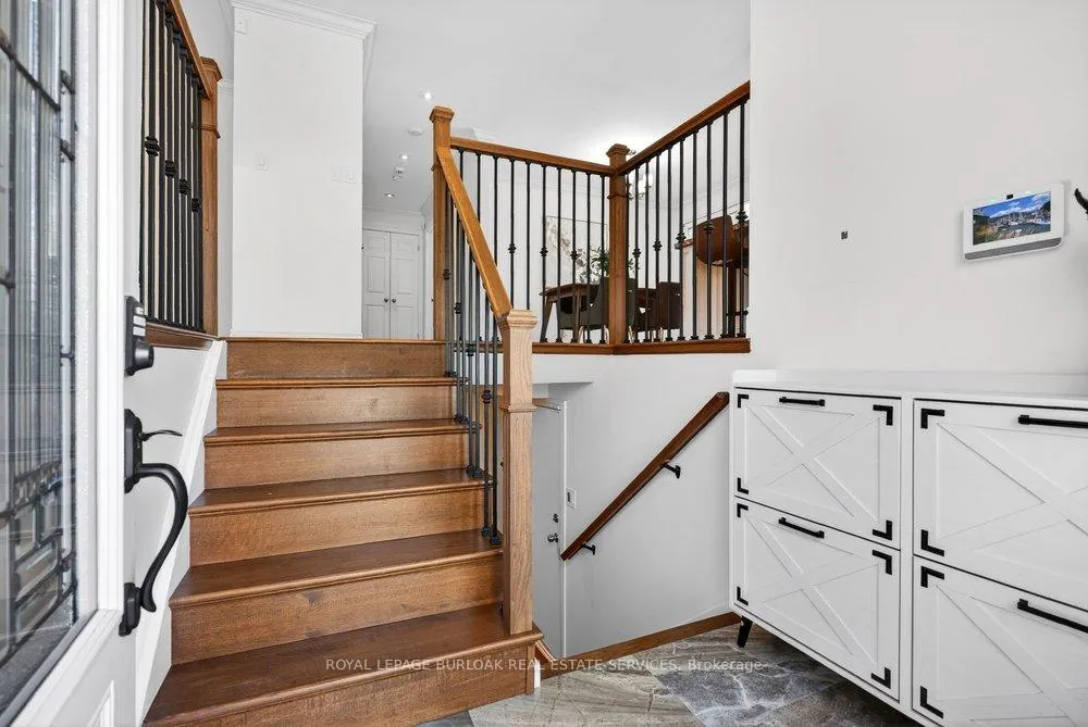 Photo 5 of 758 Francis Road, Burlington, LaSalle — HOMEH