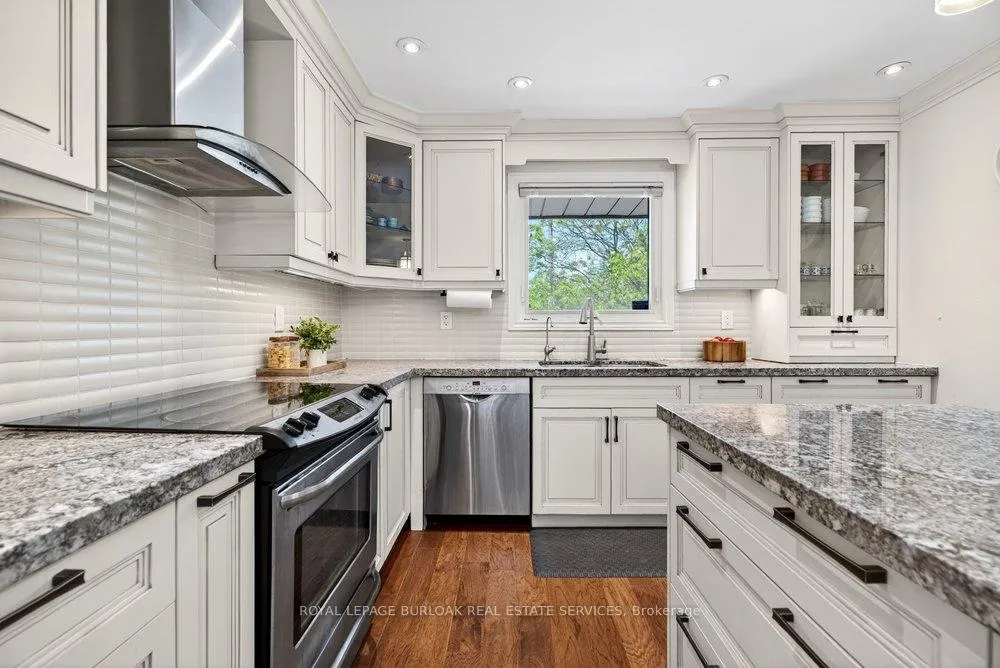 Photo 12 of 758 Francis Road, Burlington, LaSalle — HOMEH