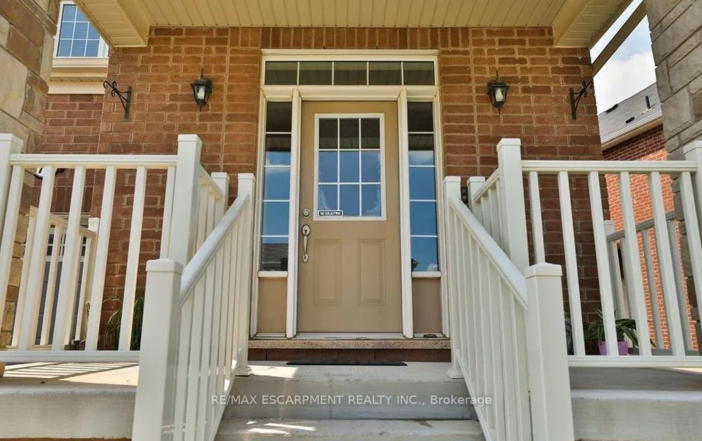 Photo 3 of 75 Forest Ridge Avenue, Hamilton, Waterdown — HOMEH