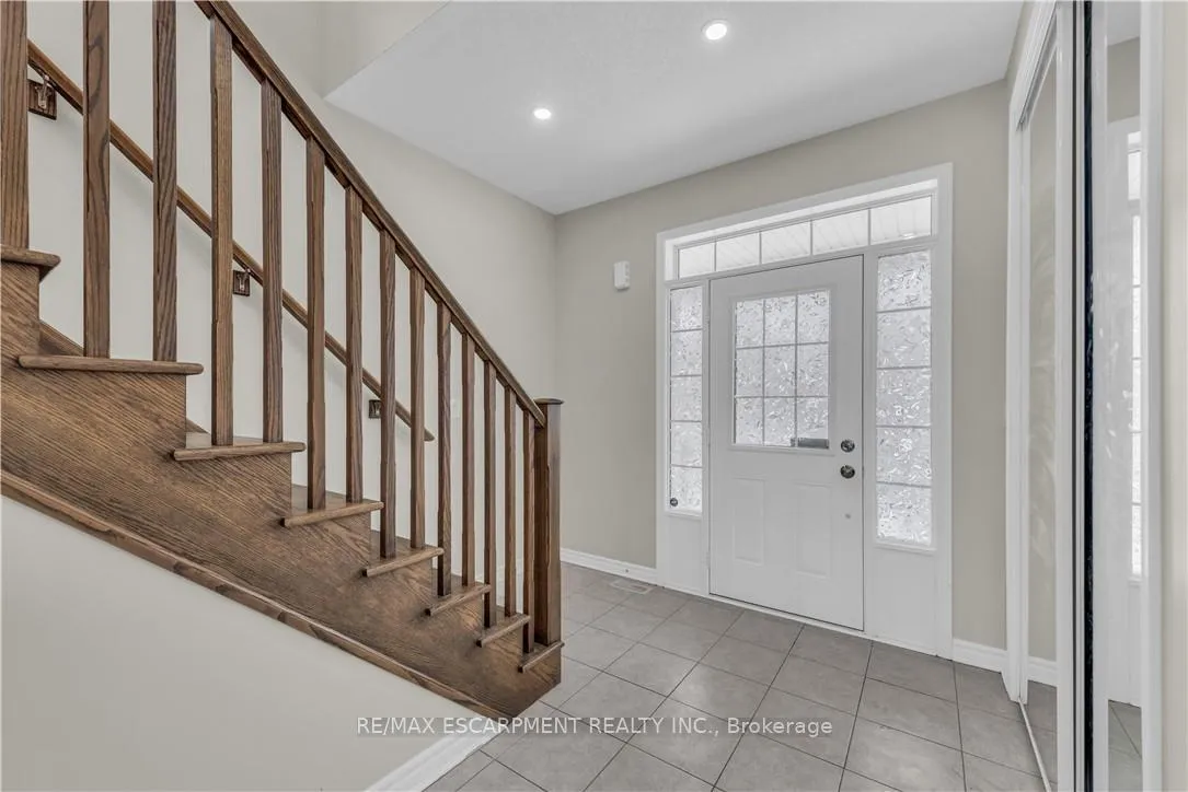 Photo 4 of 75 Forest Ridge Avenue, Hamilton, Waterdown — HOMEH