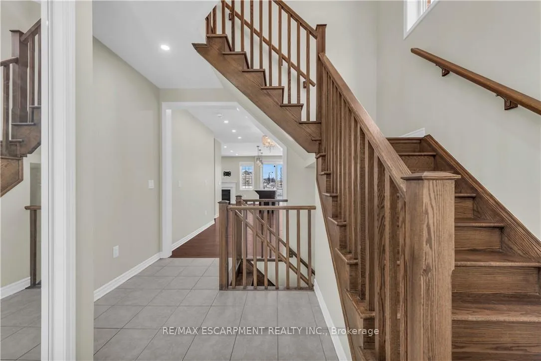 Photo 5 of 75 Forest Ridge Avenue, Hamilton, Waterdown — HOMEH
