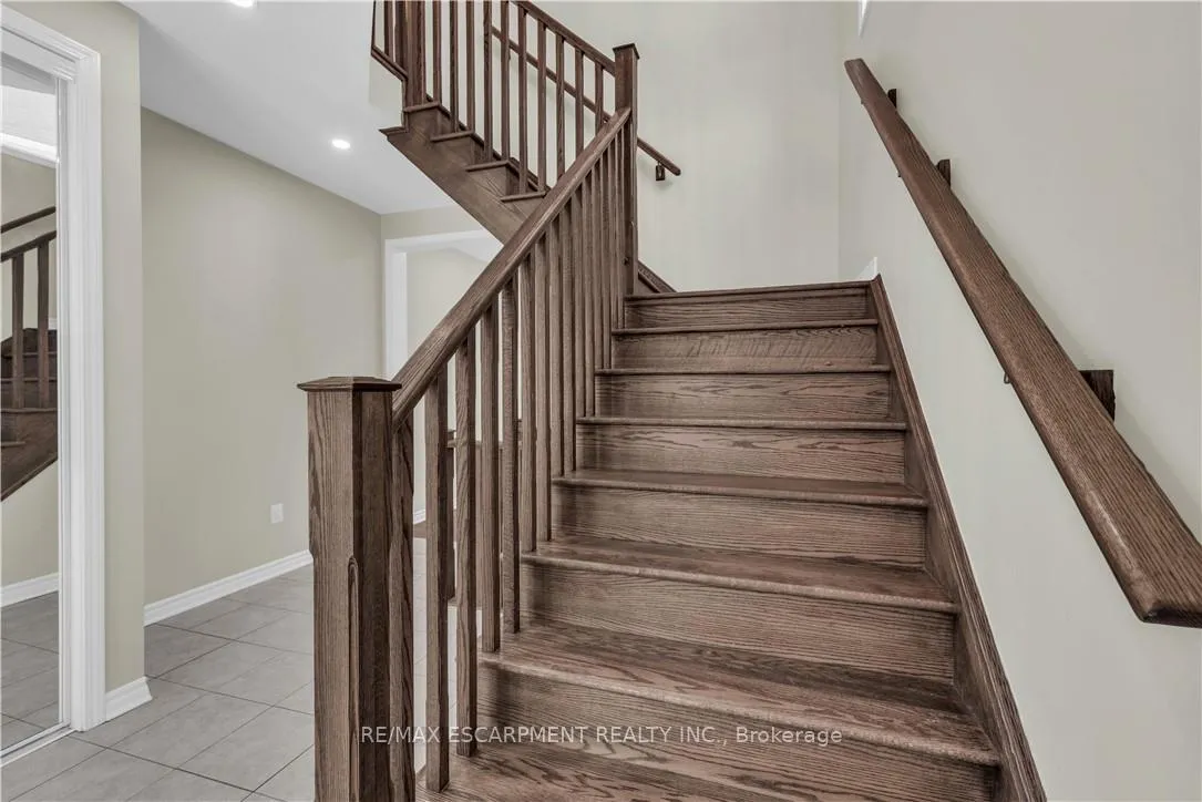 Photo 24 of 75 Forest Ridge Avenue, Hamilton, Waterdown — HOMEH