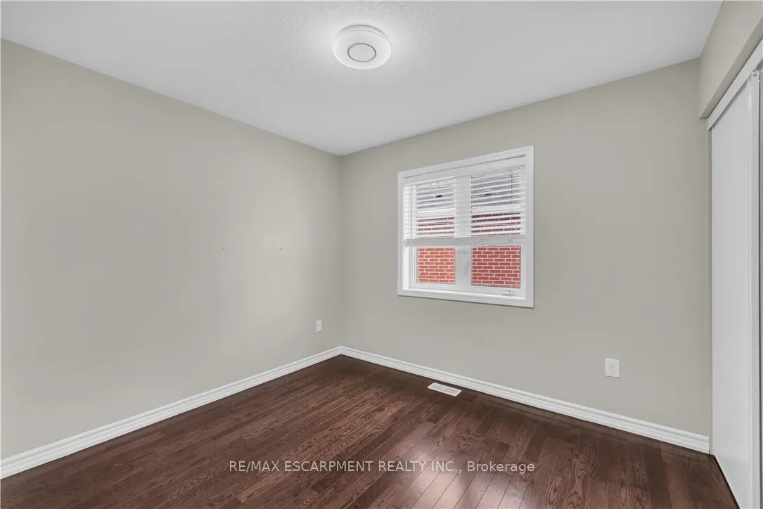 Photo 35 of 75 Forest Ridge Avenue, Hamilton, Waterdown — HOMEH