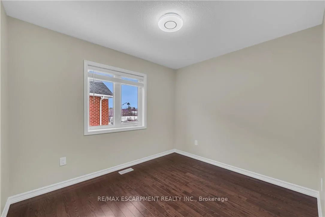 Photo 37 of 75 Forest Ridge Avenue, Hamilton, Waterdown — HOMEH