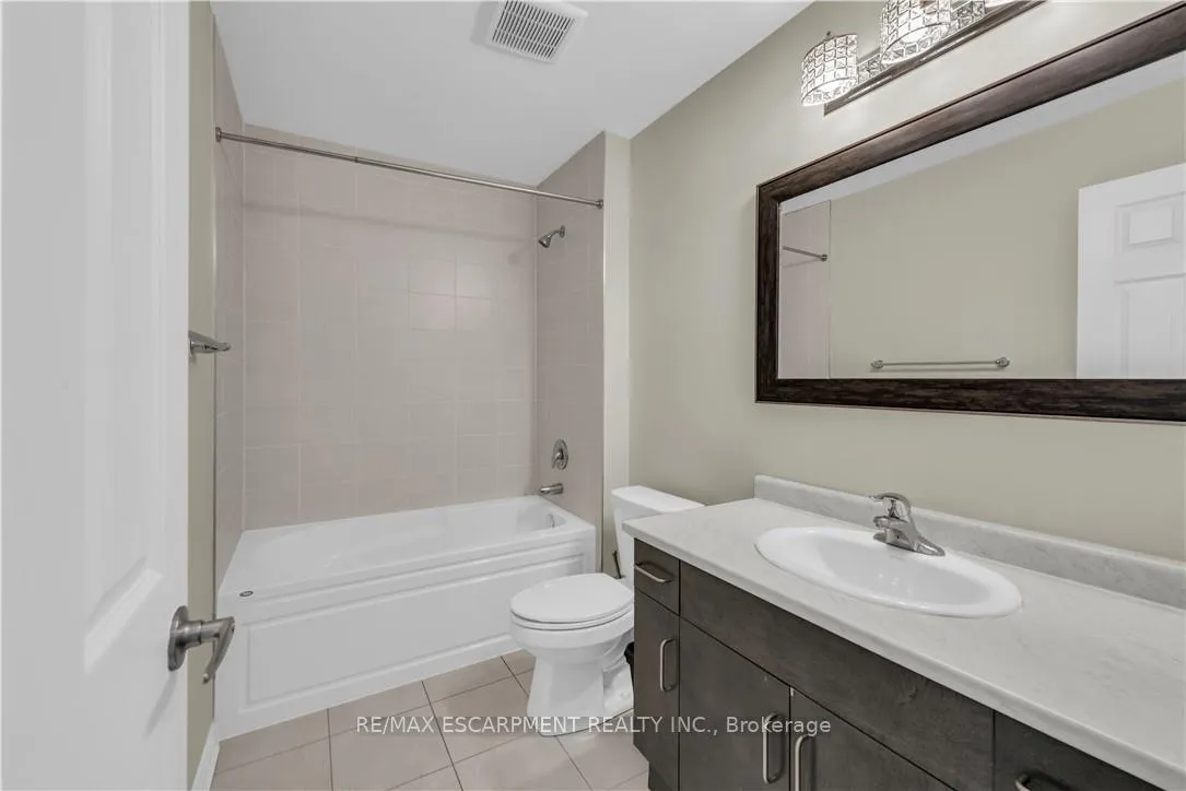Photo 39 of 75 Forest Ridge Avenue, Hamilton, Waterdown — HOMEH