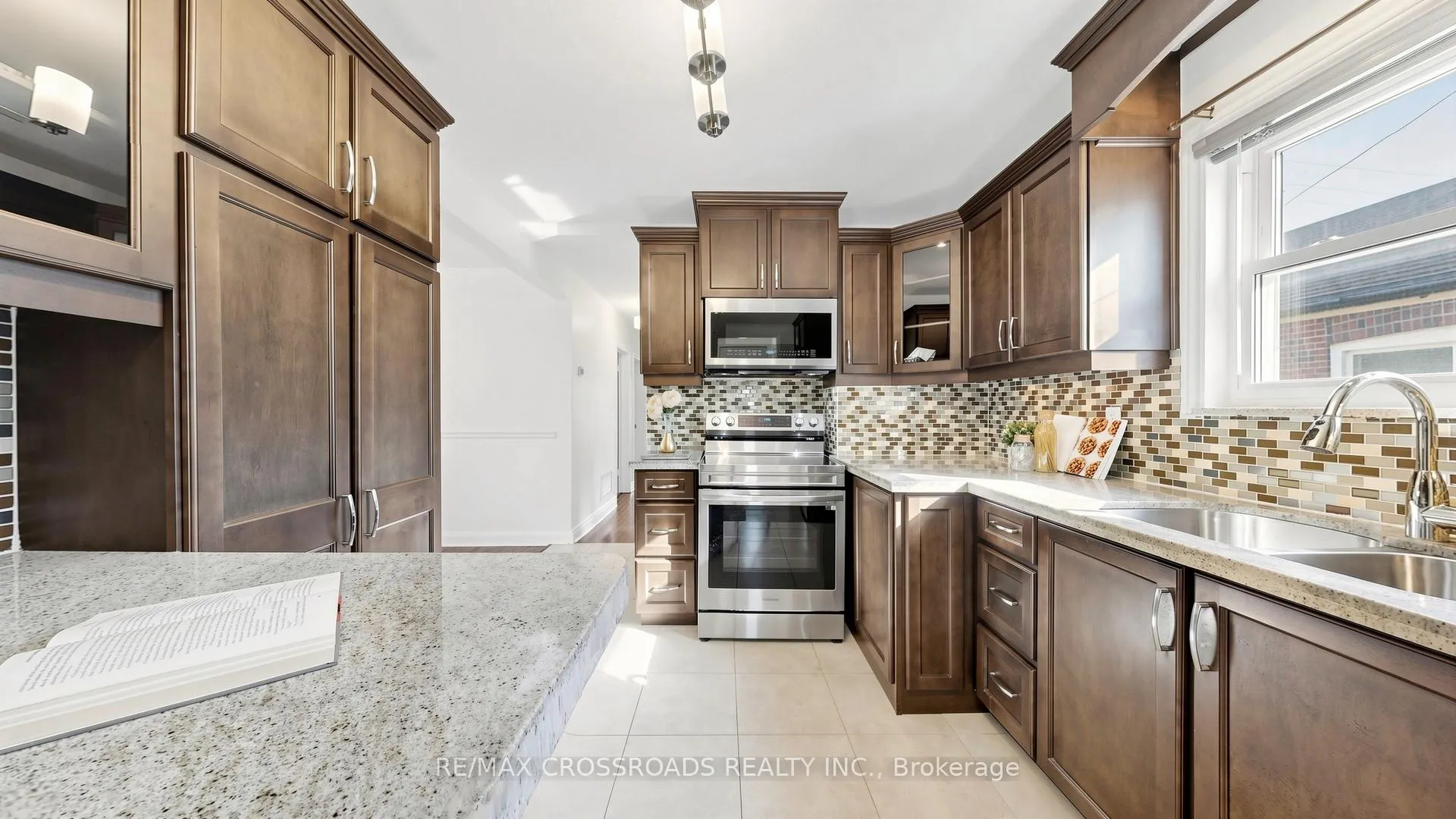 Photo 18 of 63 Flora Drive, Scarborough, Dorset Park — HOMEH
