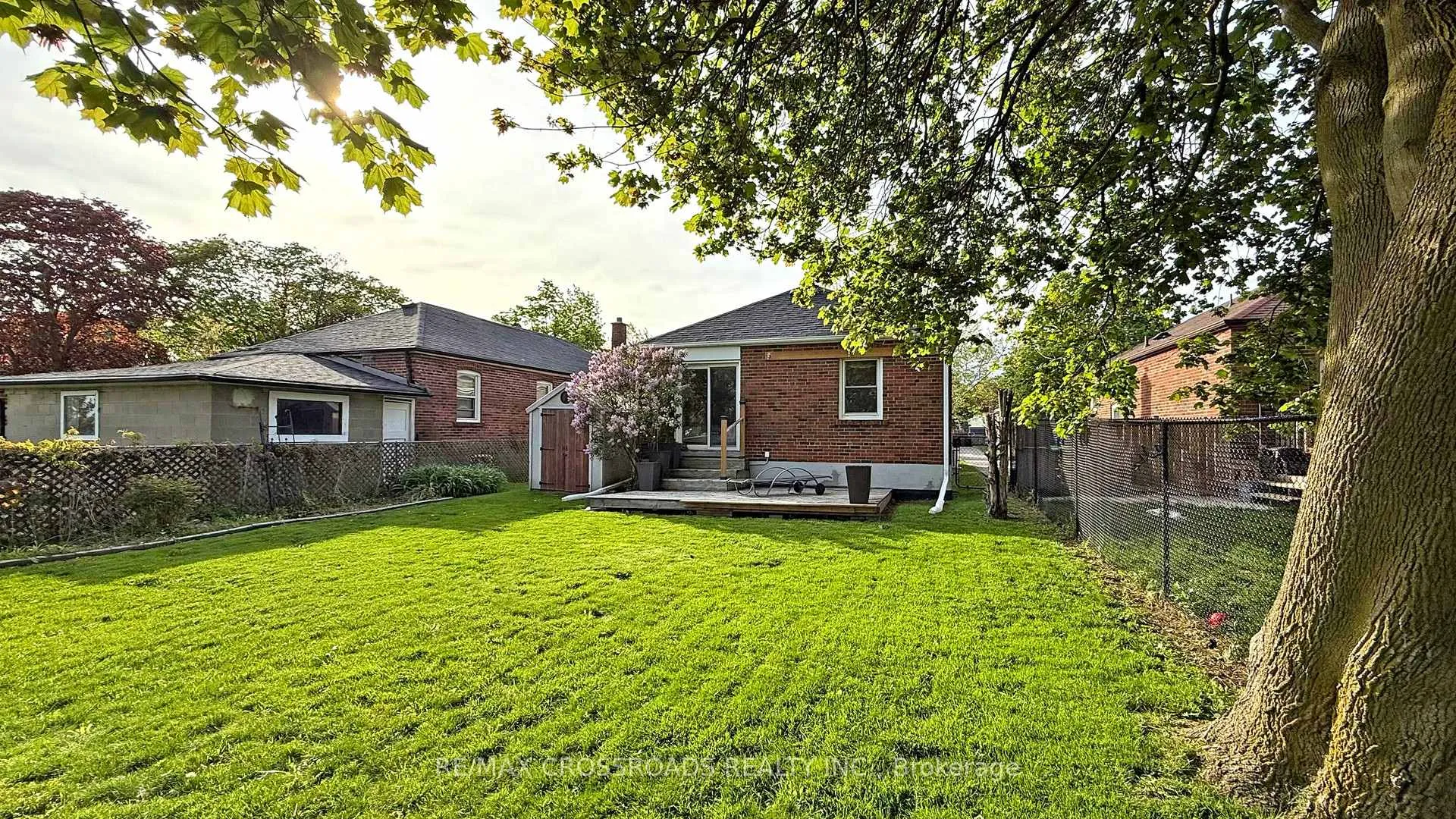 Photo 49 of 63 Flora Drive, Scarborough, Dorset Park — HOMEH