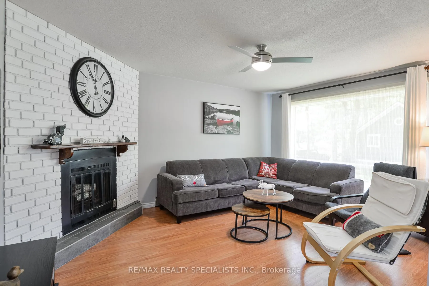 Photo 4 of 1018 S Sunny Crest Road, Gravenhurst, Morrison — HOMEH