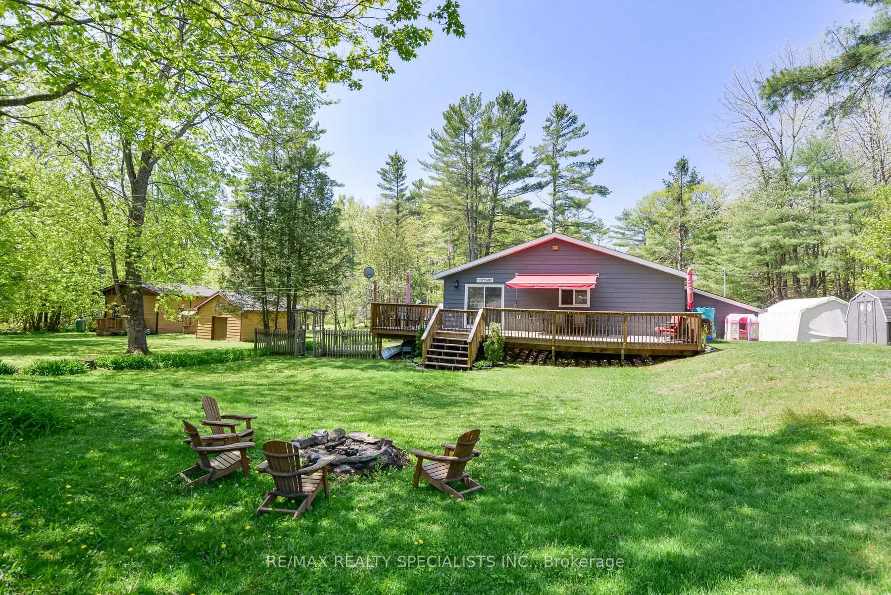 Photo 22 of 1018 S Sunny Crest Road, Gravenhurst, Morrison — HOMEH