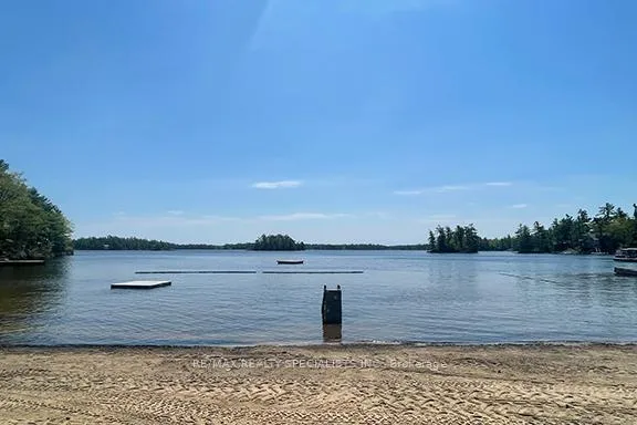 Photo 25 of 1018 S Sunny Crest Road, Gravenhurst, Morrison — HOMEH