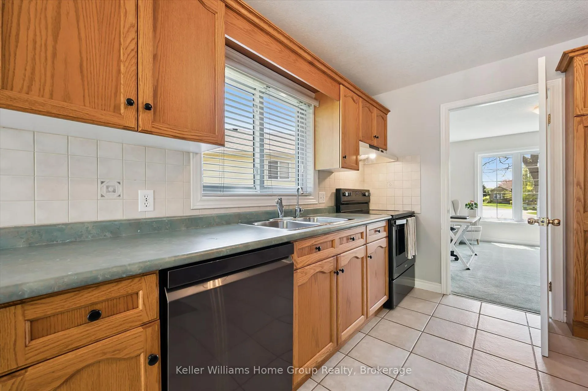Photo 12 of 9 Berdux Place, Wellesley — HOMEH