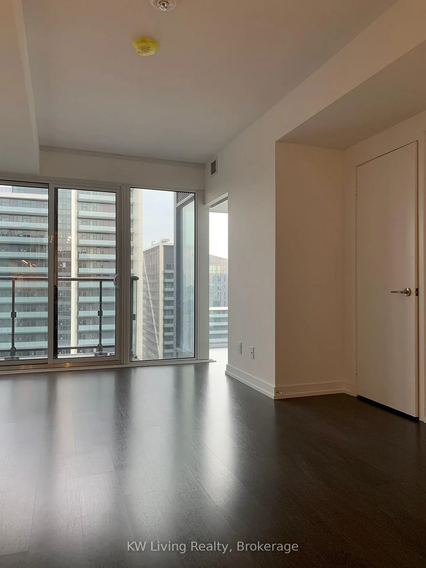Photo 2 of Unit 3105, 19 Western Battery Road, Toronto, Niagara — HOMEH