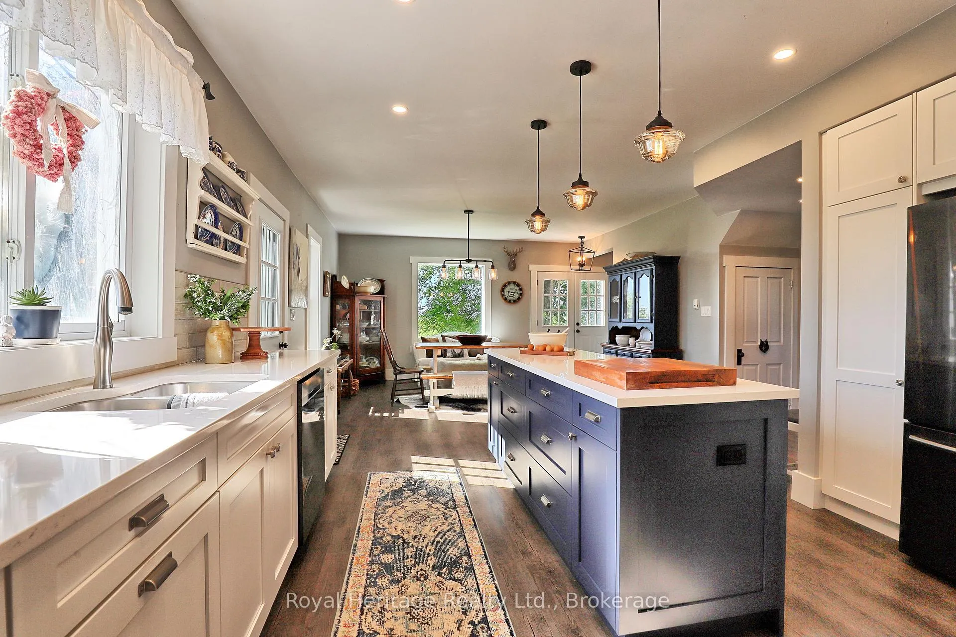 Photo 6 of 140 Robin Road, Kawartha Lakes, Fenelon — HOMEH