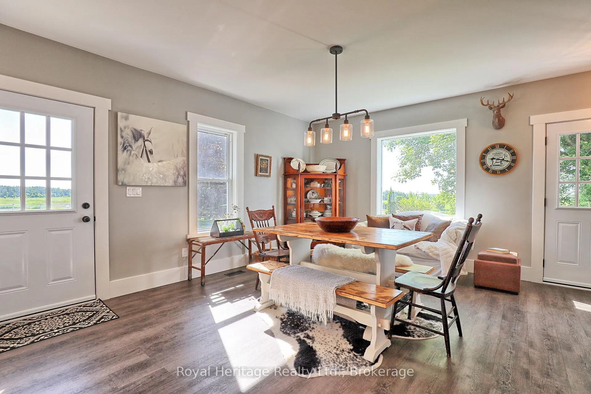Photo 14 of 140 Robin Road, Kawartha Lakes, Fenelon — HOMEH