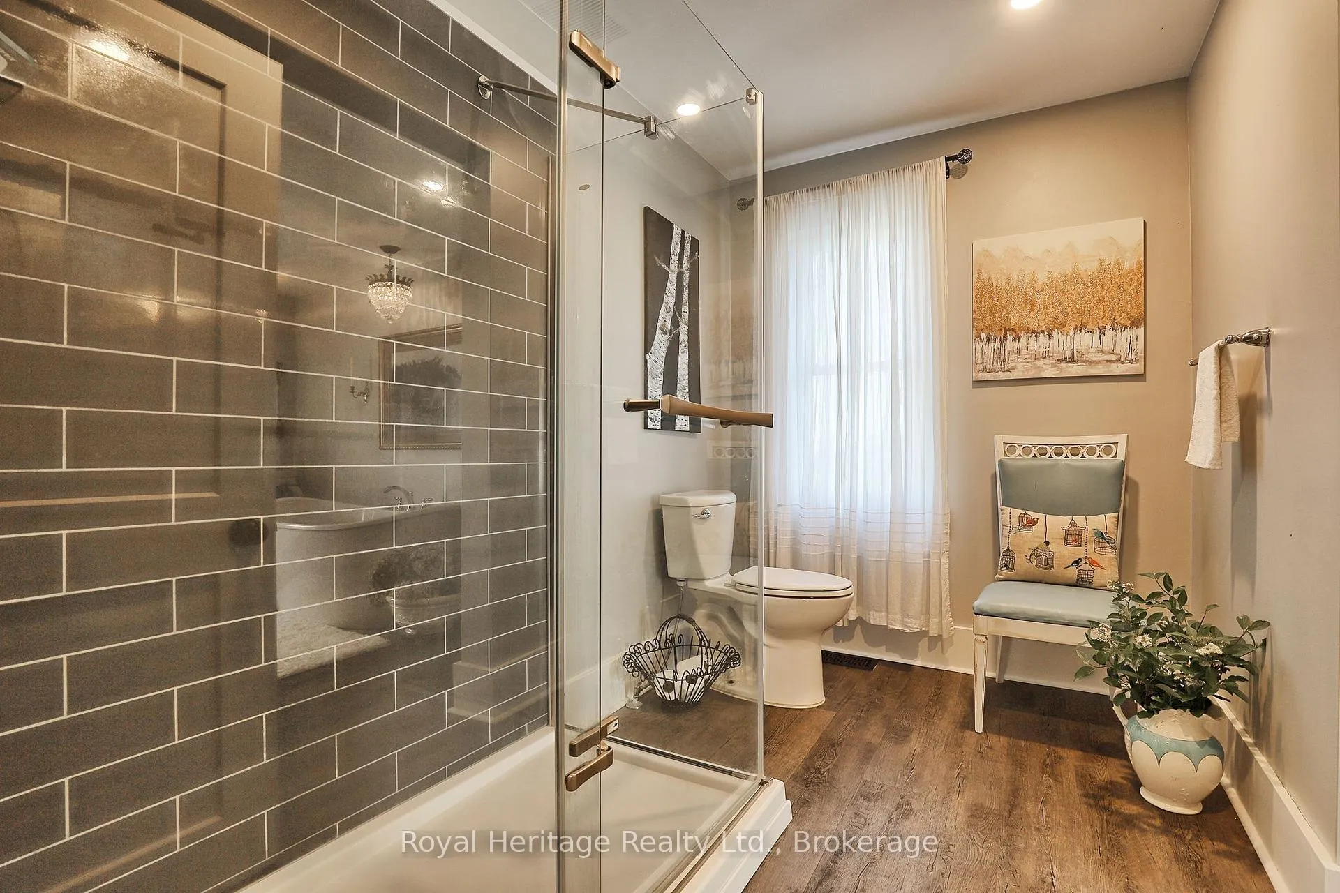 Photo 21 of 140 Robin Road, Kawartha Lakes, Fenelon — HOMEH