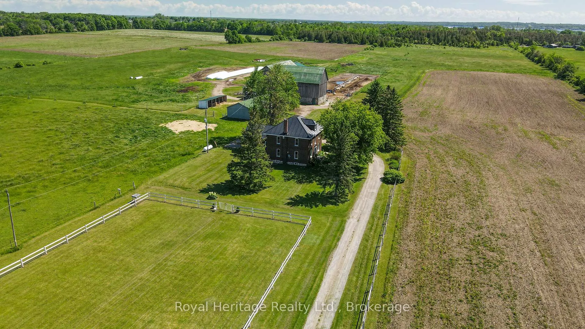 Photo 29 of 140 Robin Road, Kawartha Lakes, Fenelon — HOMEH