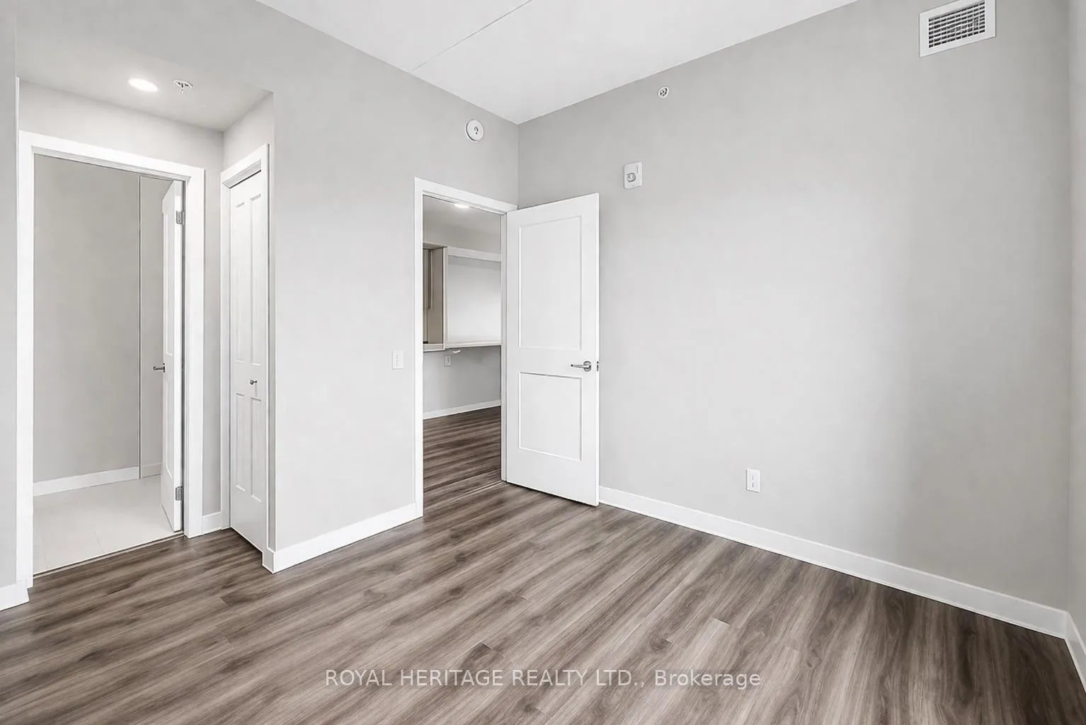 Photo 9 of Unit 511, 15 Queen Street S, Hamilton, Central — HOMEH