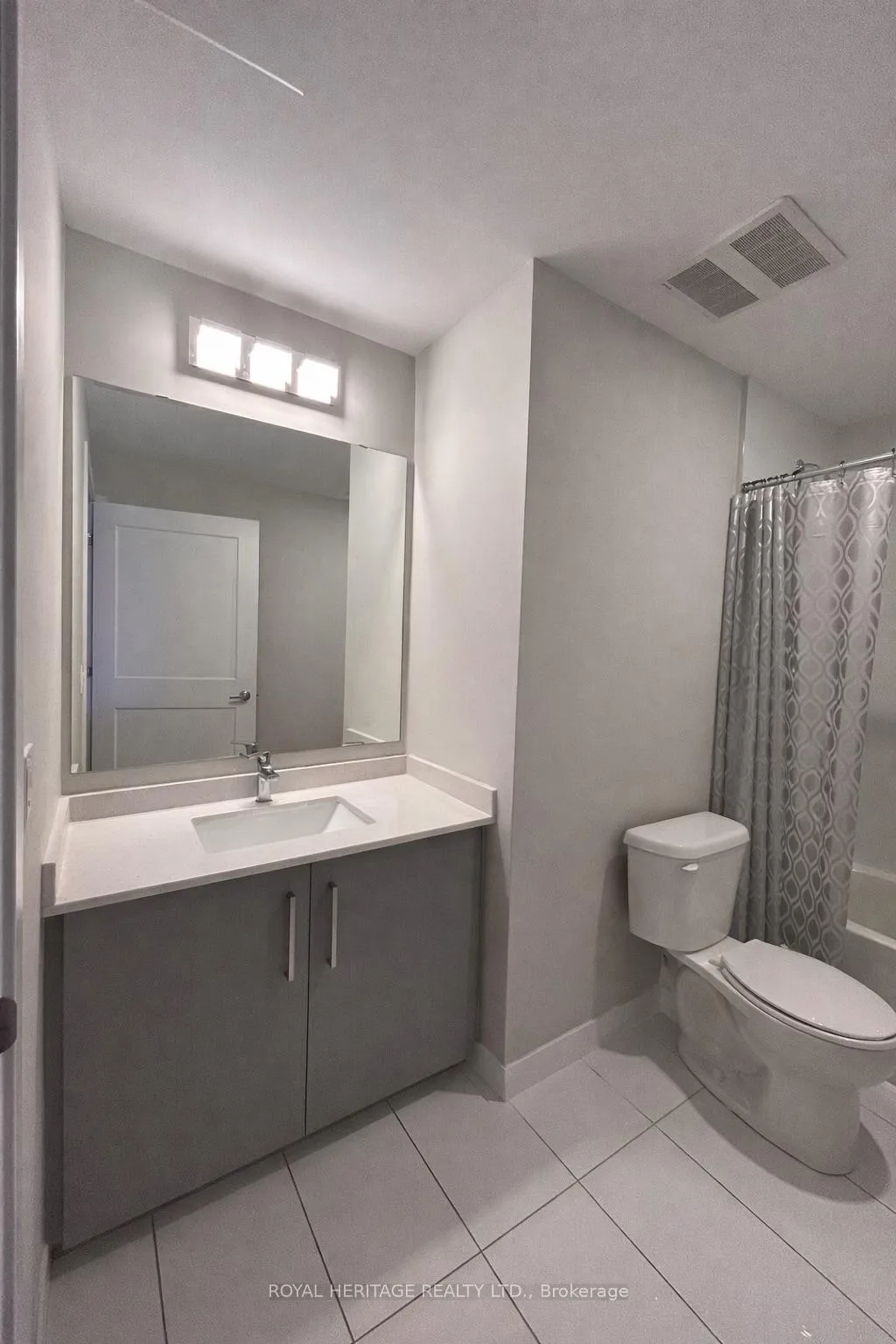 Photo 10 of Unit 511, 15 Queen Street S, Hamilton, Central — HOMEH