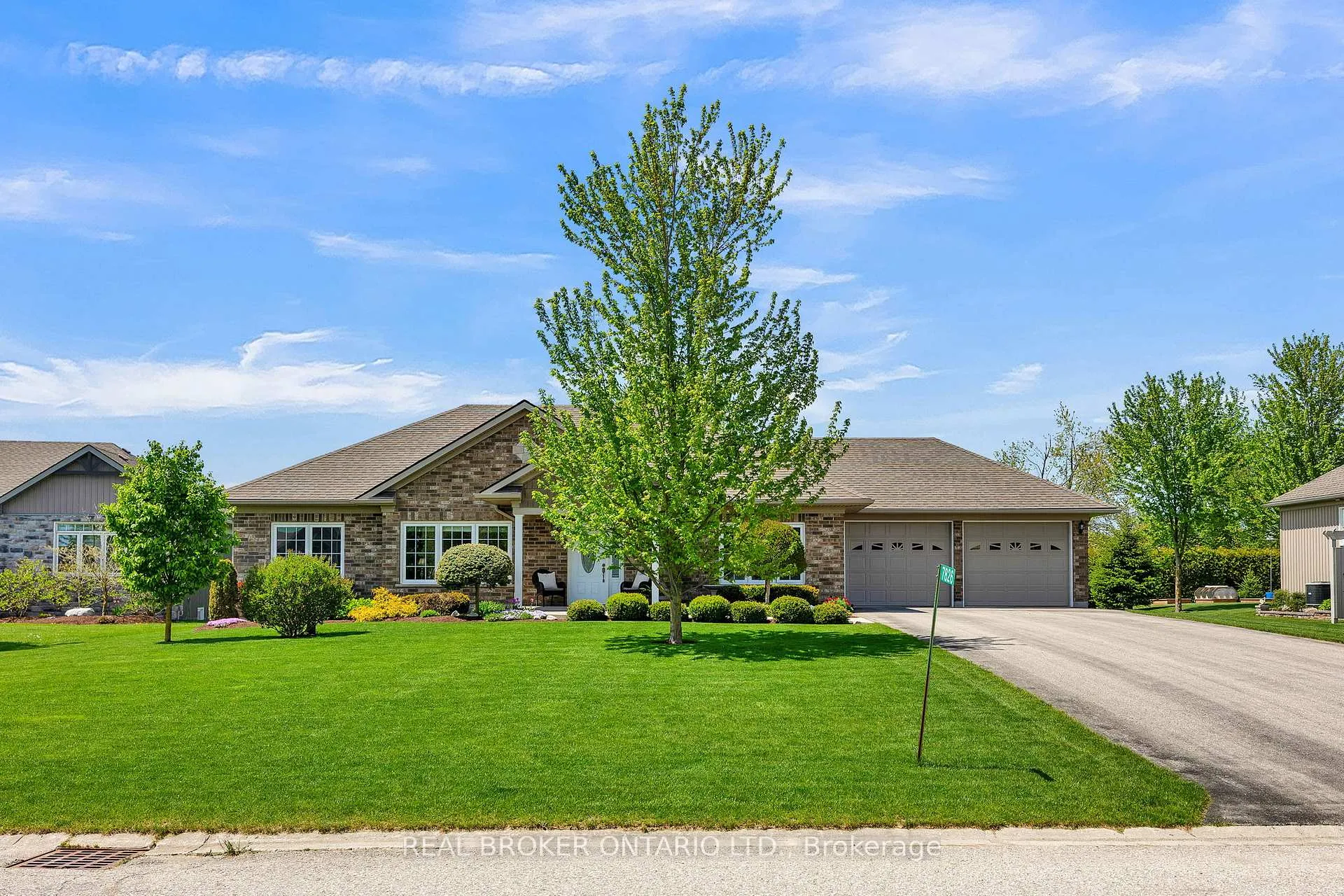 Photo 1 of 7826 Colonial Drive, Perth East, Milverton — HOMEH