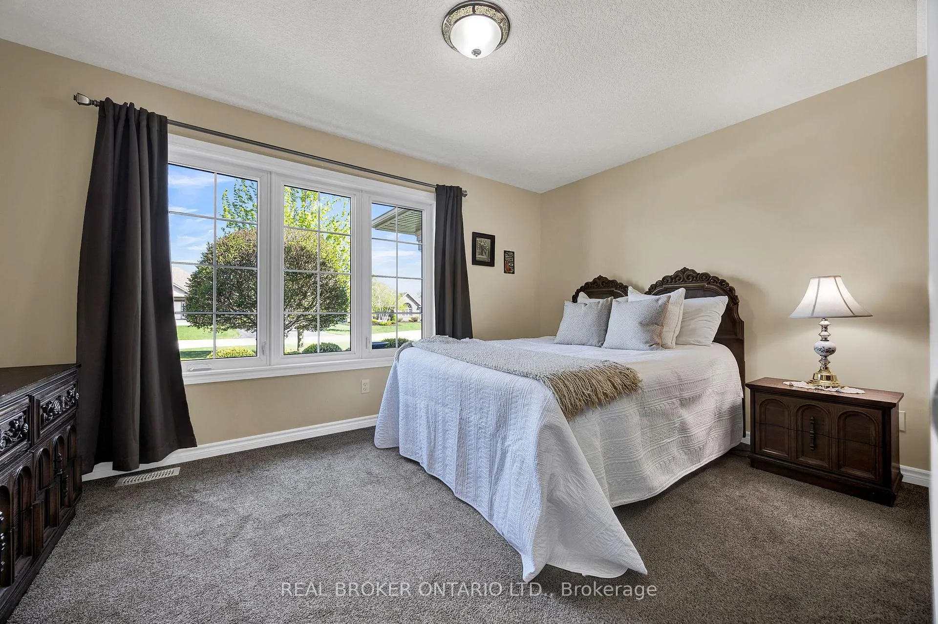 Photo 13 of 7826 Colonial Drive, Perth East, Milverton — HOMEH