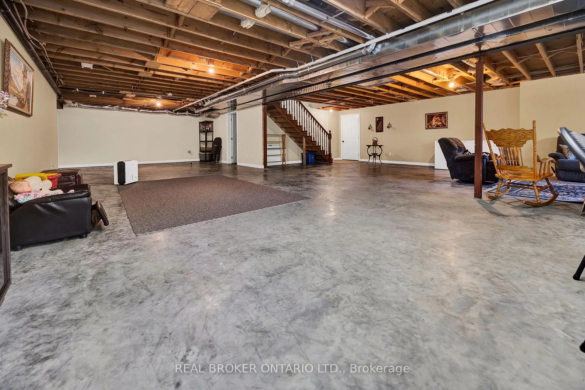 Photo 28 of 7826 Colonial Drive, Perth East, Milverton — HOMEH