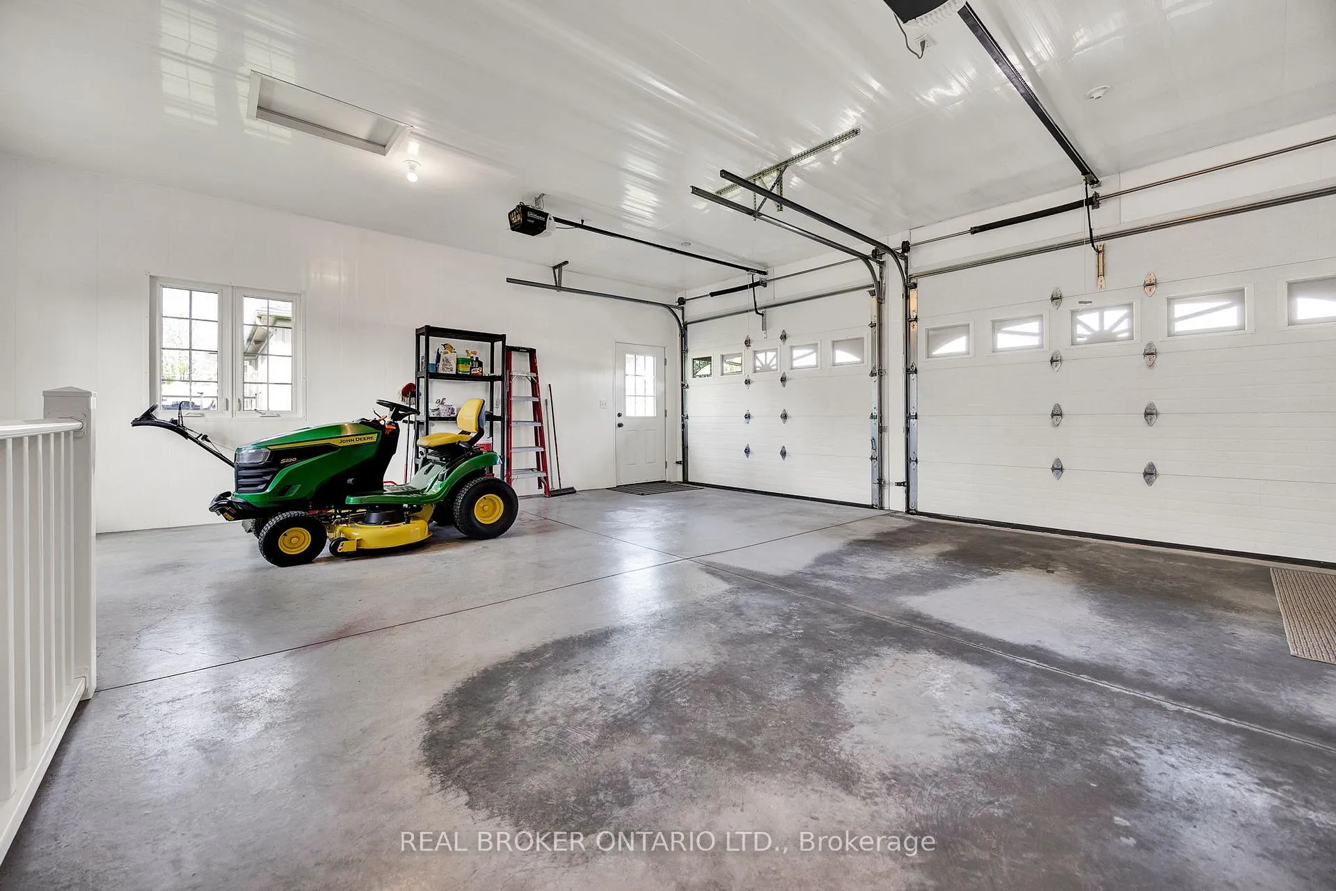 Photo 32 of 7826 Colonial Drive, Perth East, Milverton — HOMEH