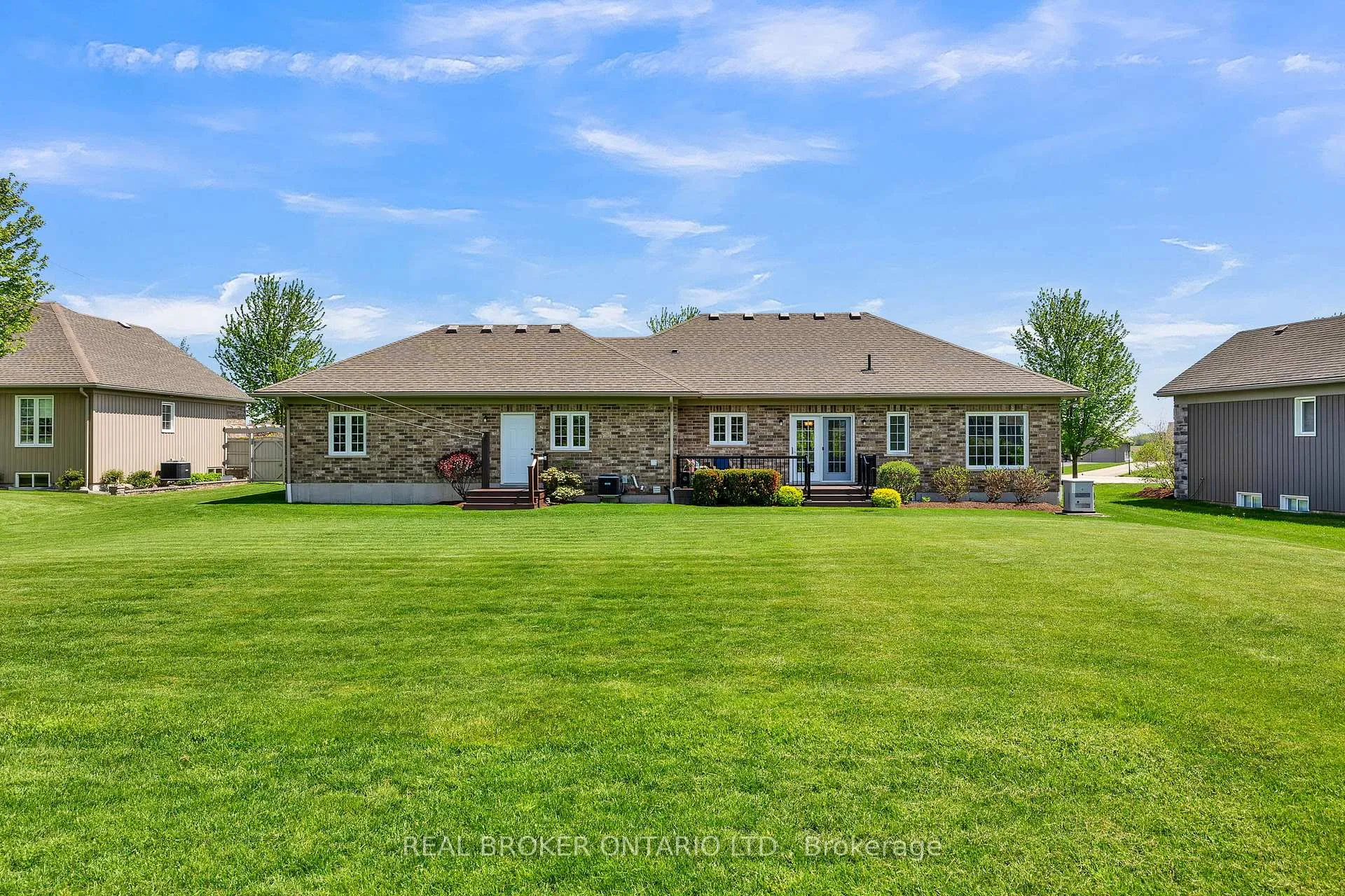 Photo 36 of 7826 Colonial Drive, Perth East, Milverton — HOMEH
