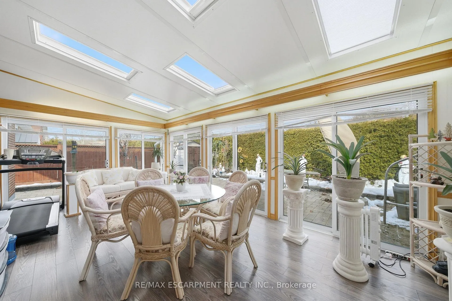 Photo 31 of 1149 Dowland Crescent, Burlington, LaSalle — HOMEH