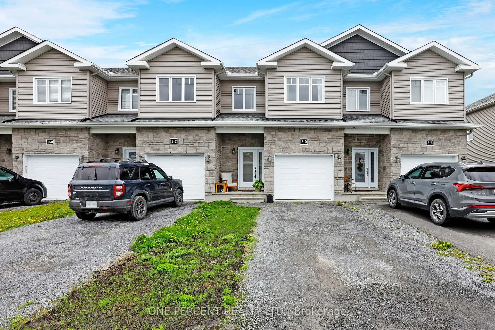 Photo 1 of 8D George Street, North Stormont, North Stormont (Finch) Twp — HOMEH