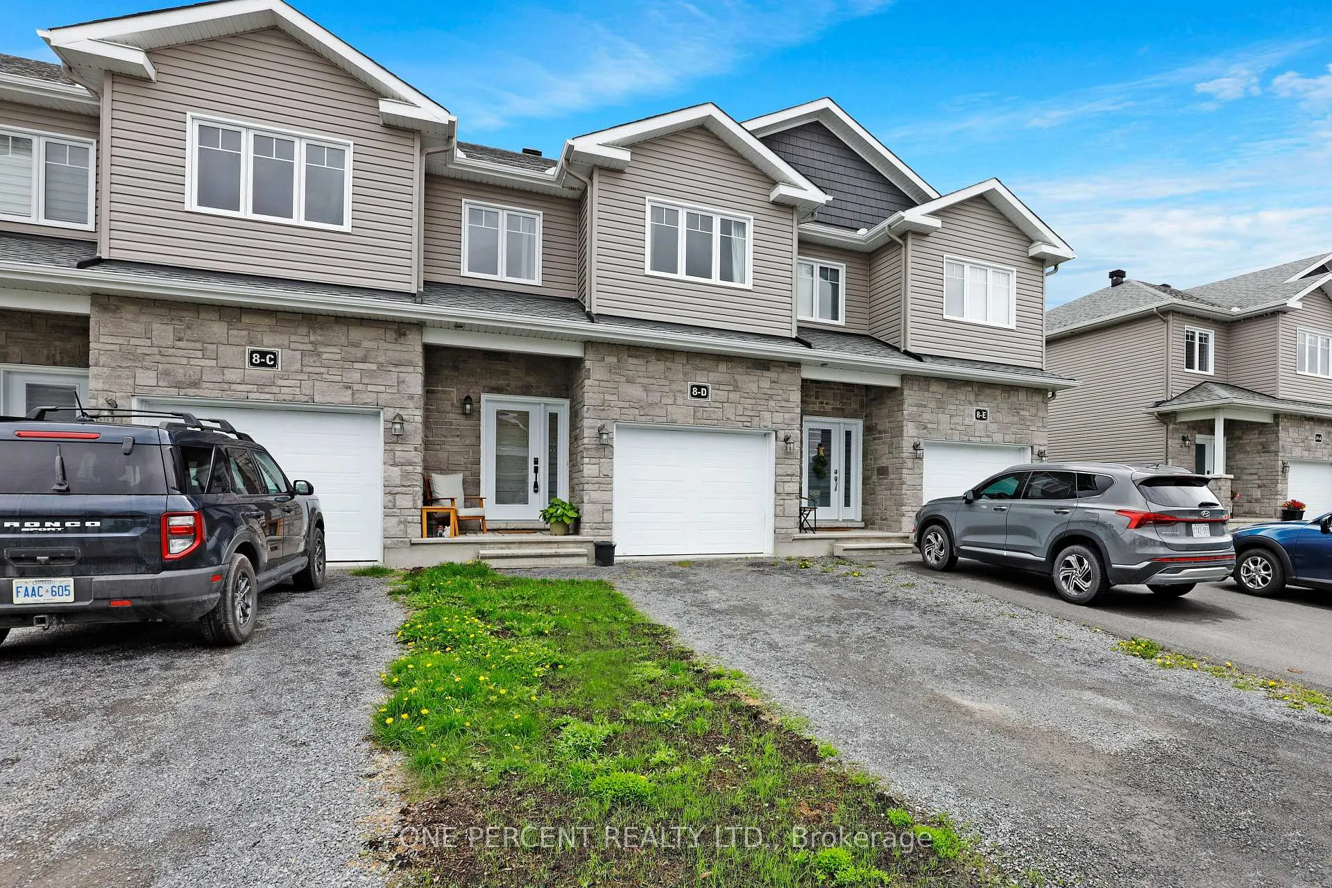 Photo 2 of 8D George Street, North Stormont, North Stormont (Finch) Twp — HOMEH