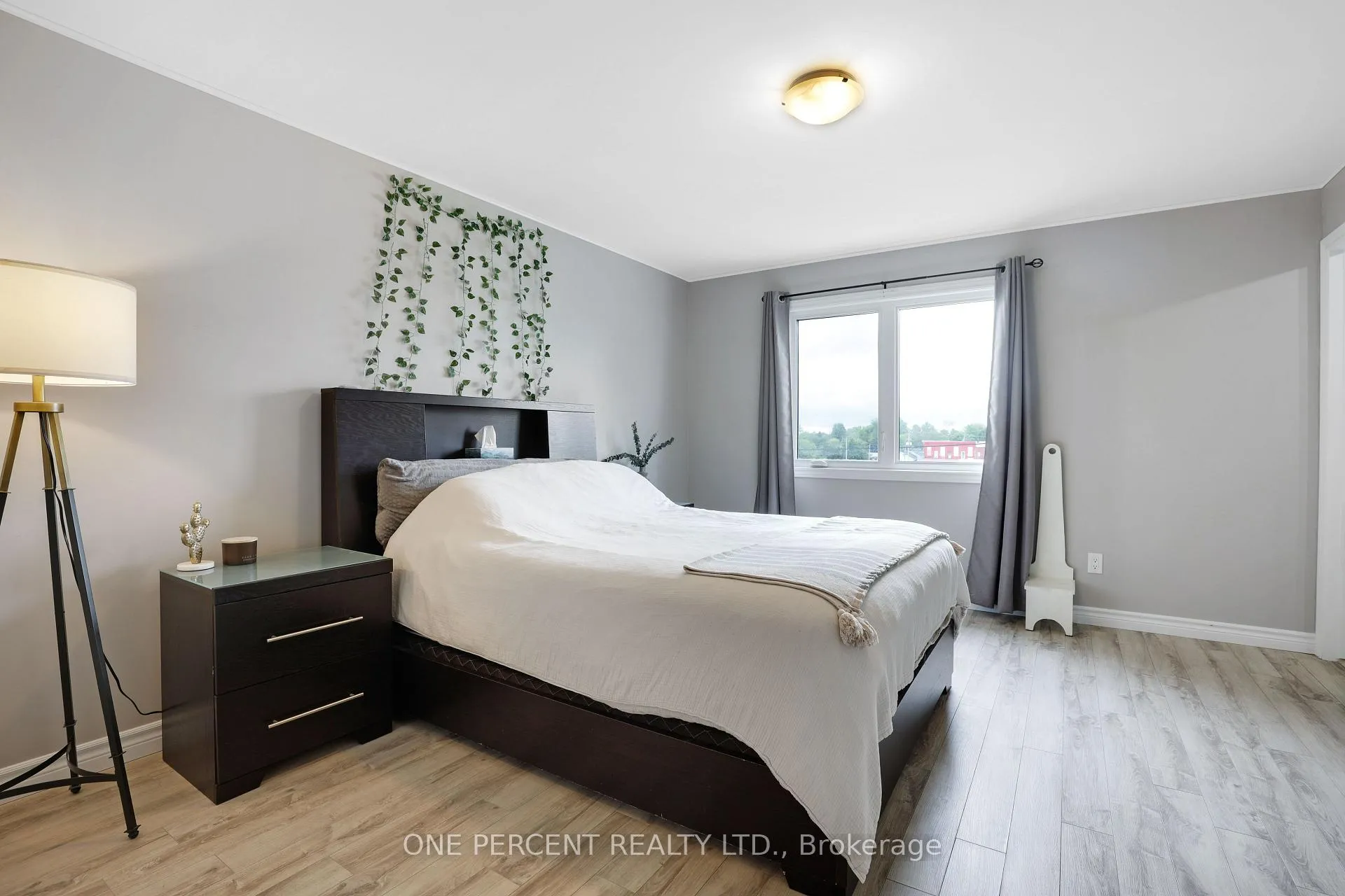 Photo 20 of 8D George Street, North Stormont, North Stormont (Finch) Twp — HOMEH