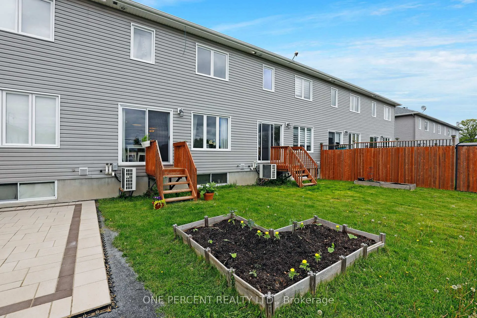 Photo 32 of 8D George Street, North Stormont, North Stormont (Finch) Twp — HOMEH