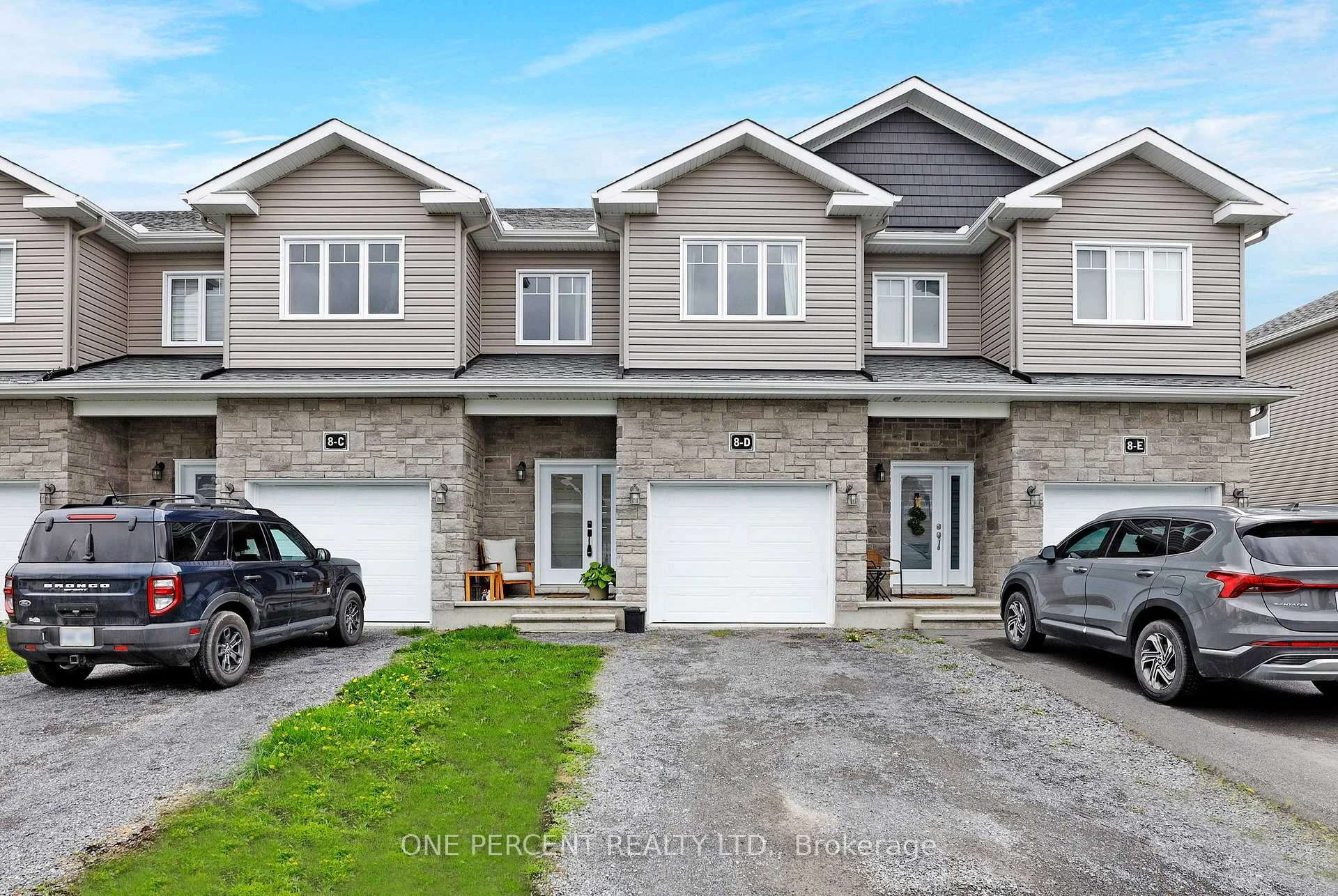 Photo 37 of 8D George Street, North Stormont, North Stormont (Finch) Twp — HOMEH