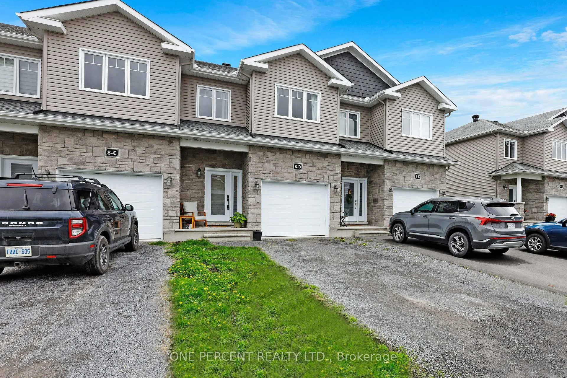 Photo 38 of 8D George Street, North Stormont, North Stormont (Finch) Twp — HOMEH