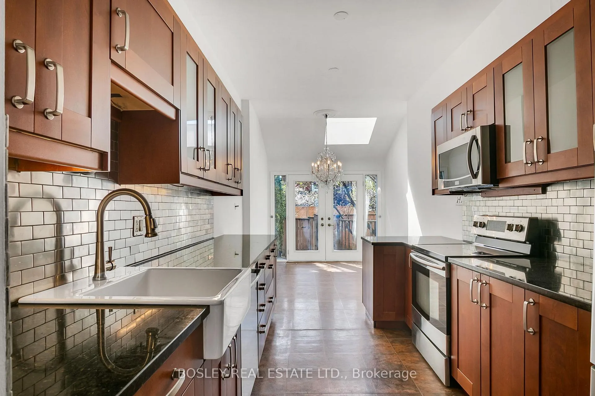 Photo 7 of 25 Salisbury Avenue, Toronto, Cabbagetown-South St. James Town — HOMEH