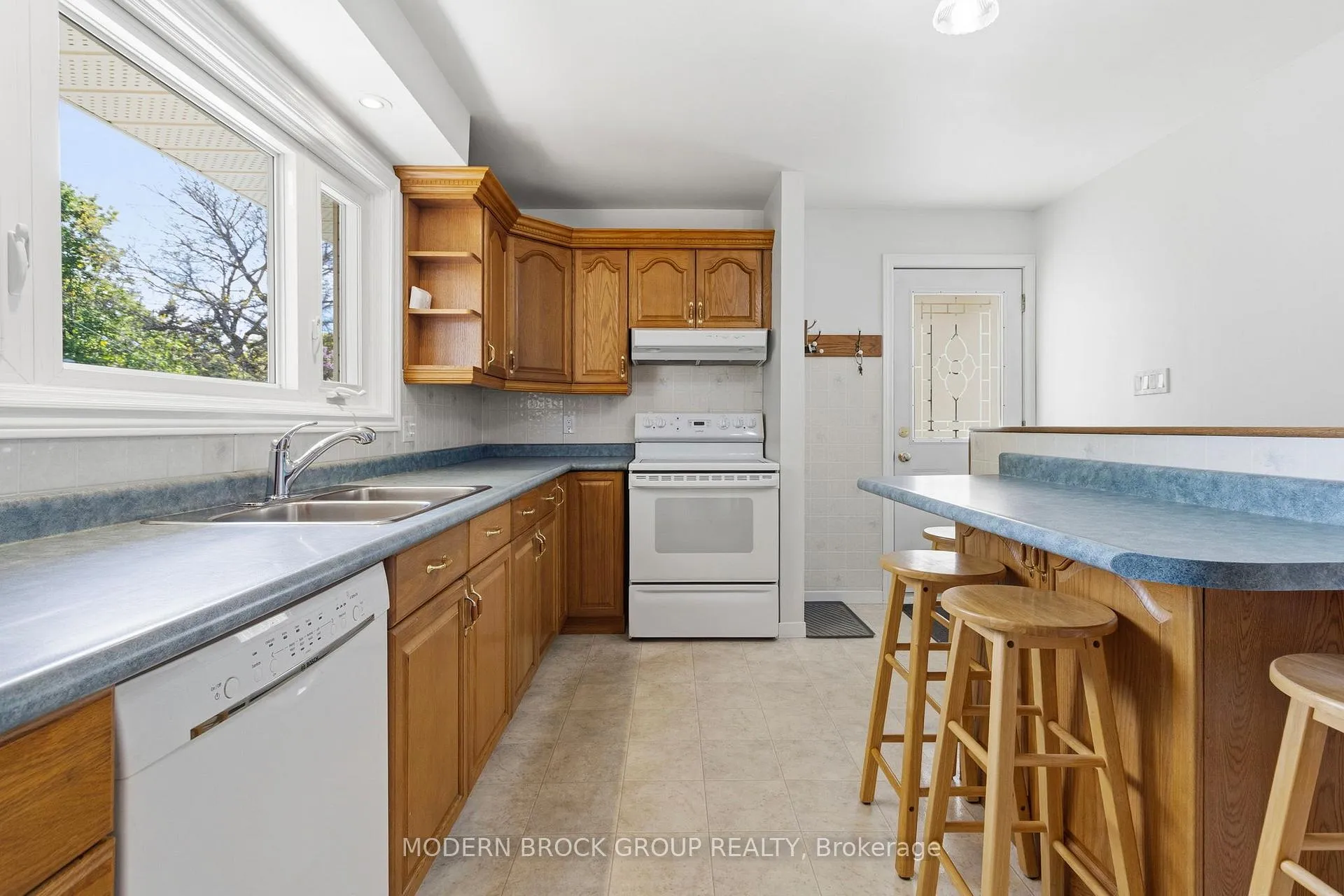 Photo 15 of 48 Alta Vista Drive, Prescott — HOMEH