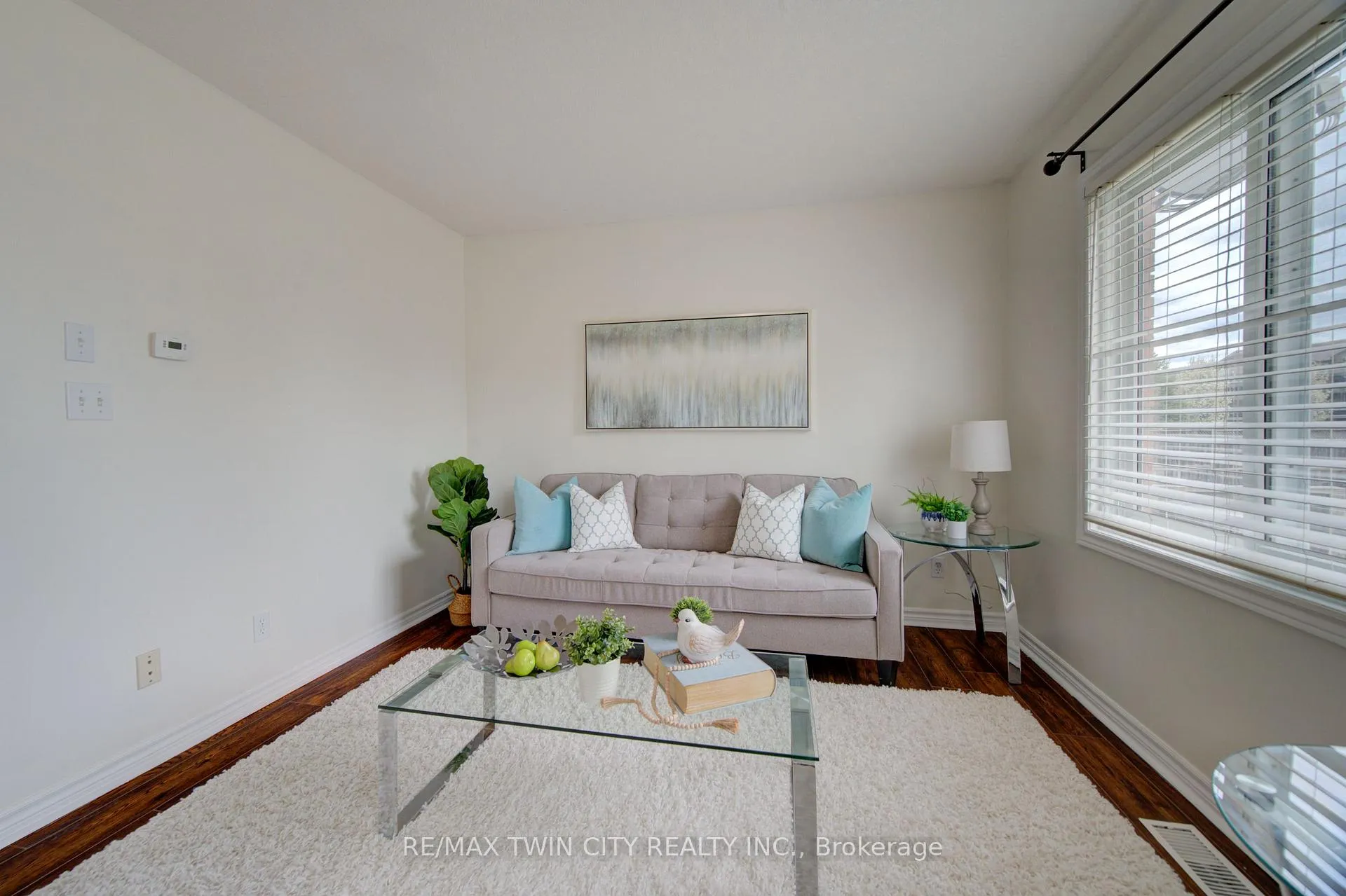 Photo 11 of 465 Colt Street, Waterloo — HOMEH