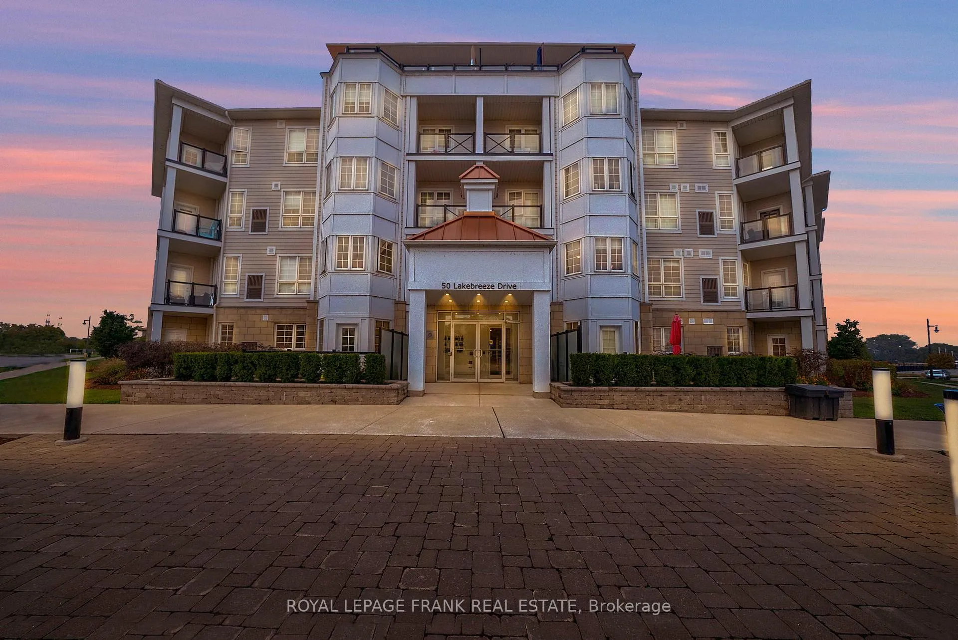 Front of Unit 216, 50 Lakebreeze Drive