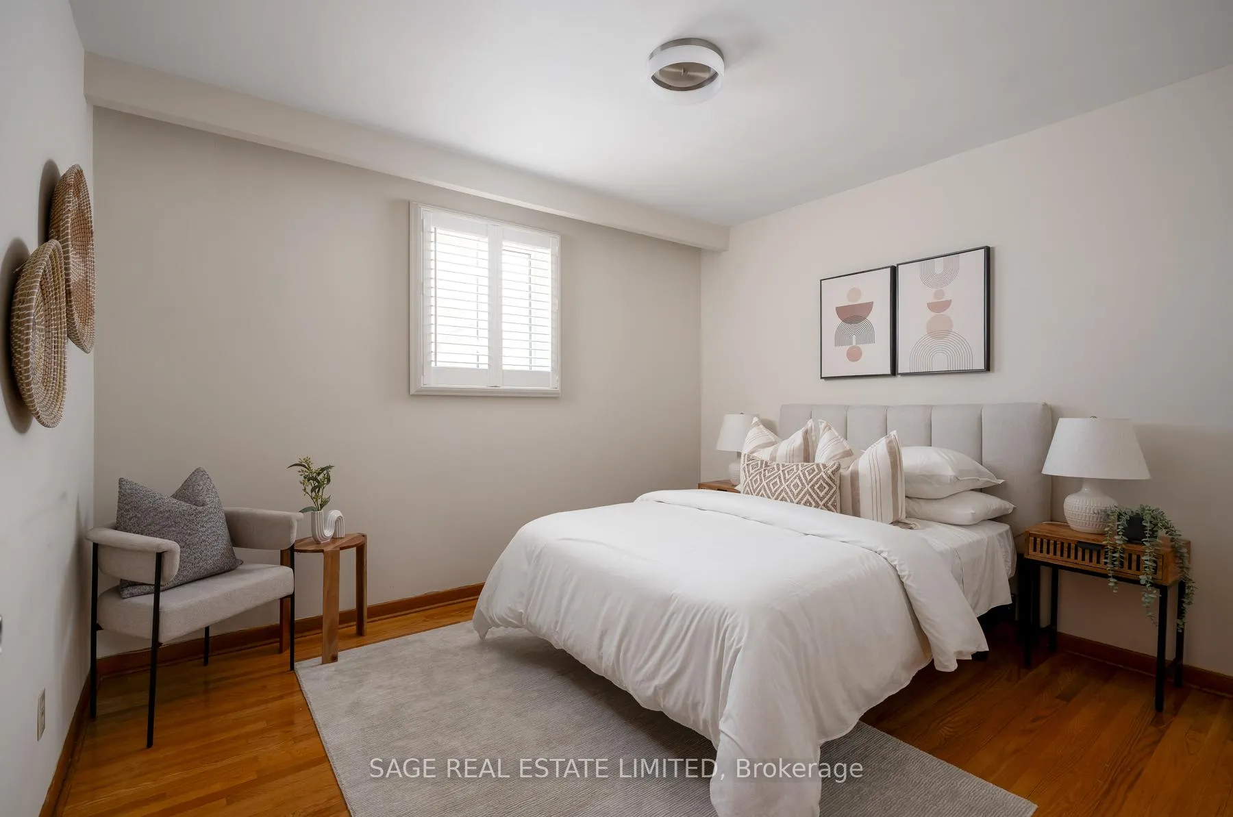 Photo 17 of 22 East Drive E, Toronto, Rockcliffe-Smythe — HOMEH