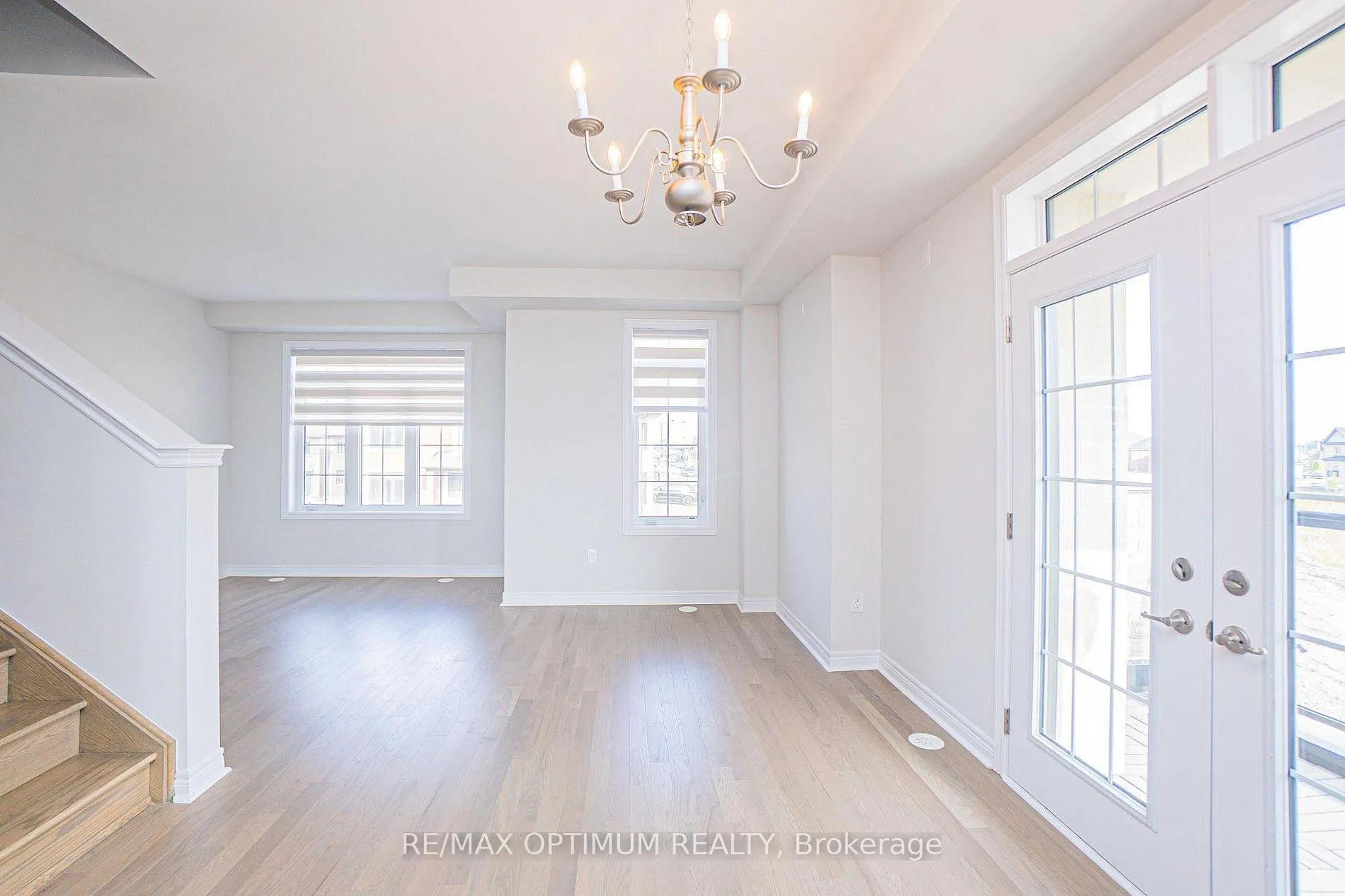 Photo 6 of 70 Keyworth Crescent, Brampton, Sandringham-Wellington North — HOMEH