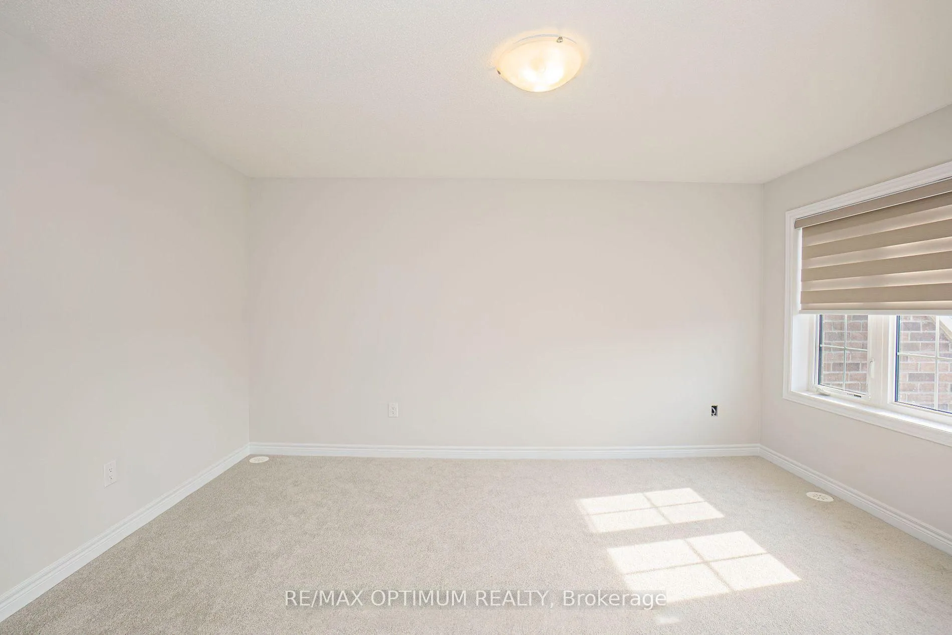 Photo 14 of 70 Keyworth Crescent, Brampton, Sandringham-Wellington North — HOMEH