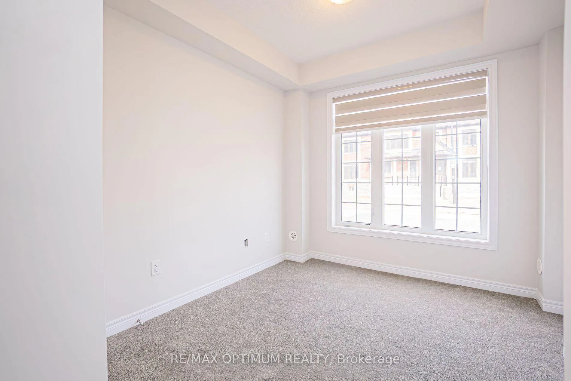 Photo 15 of 70 Keyworth Crescent, Brampton, Sandringham-Wellington North — HOMEH