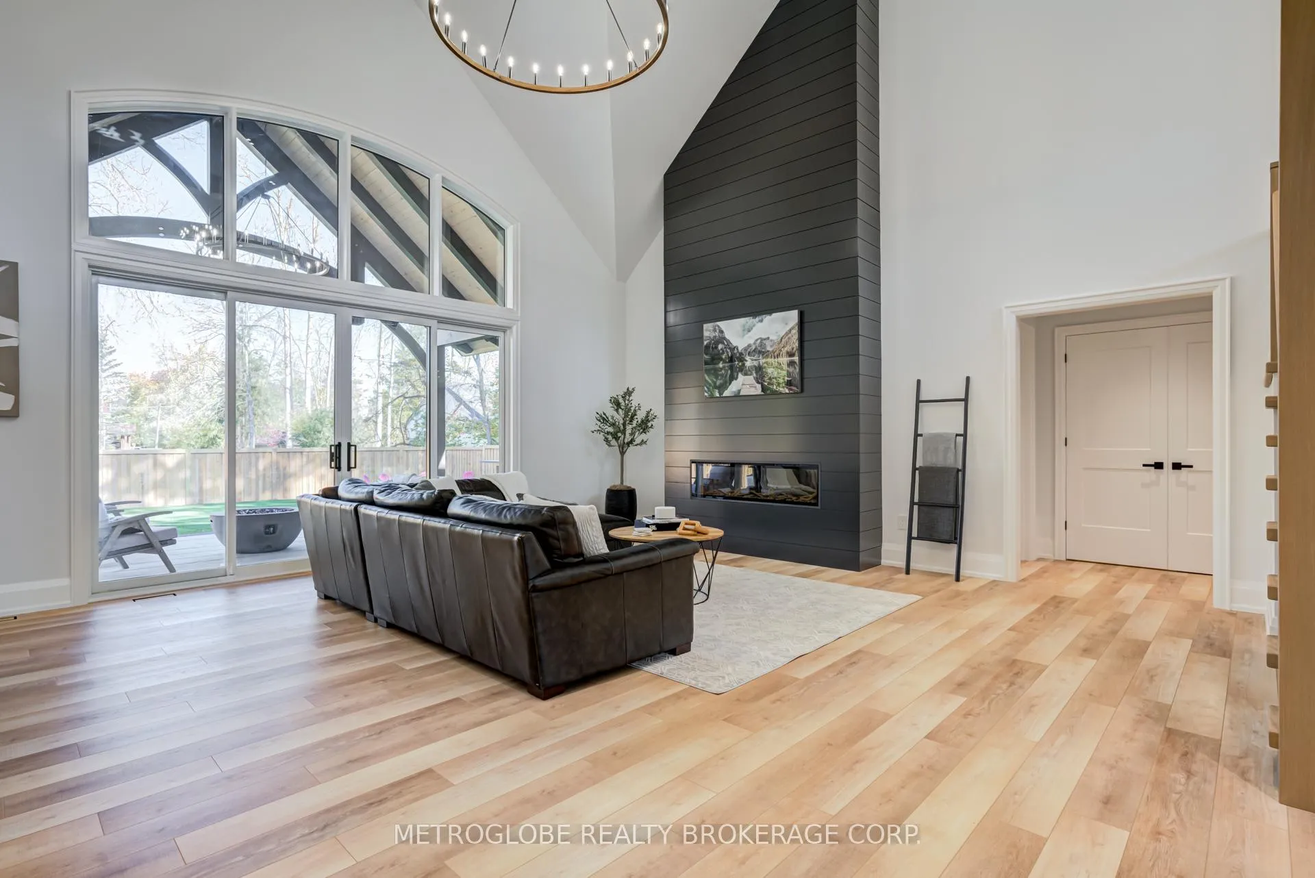 Photo 9 of 862 Kennedy Road, Innisfil, Alcona — HOMEH