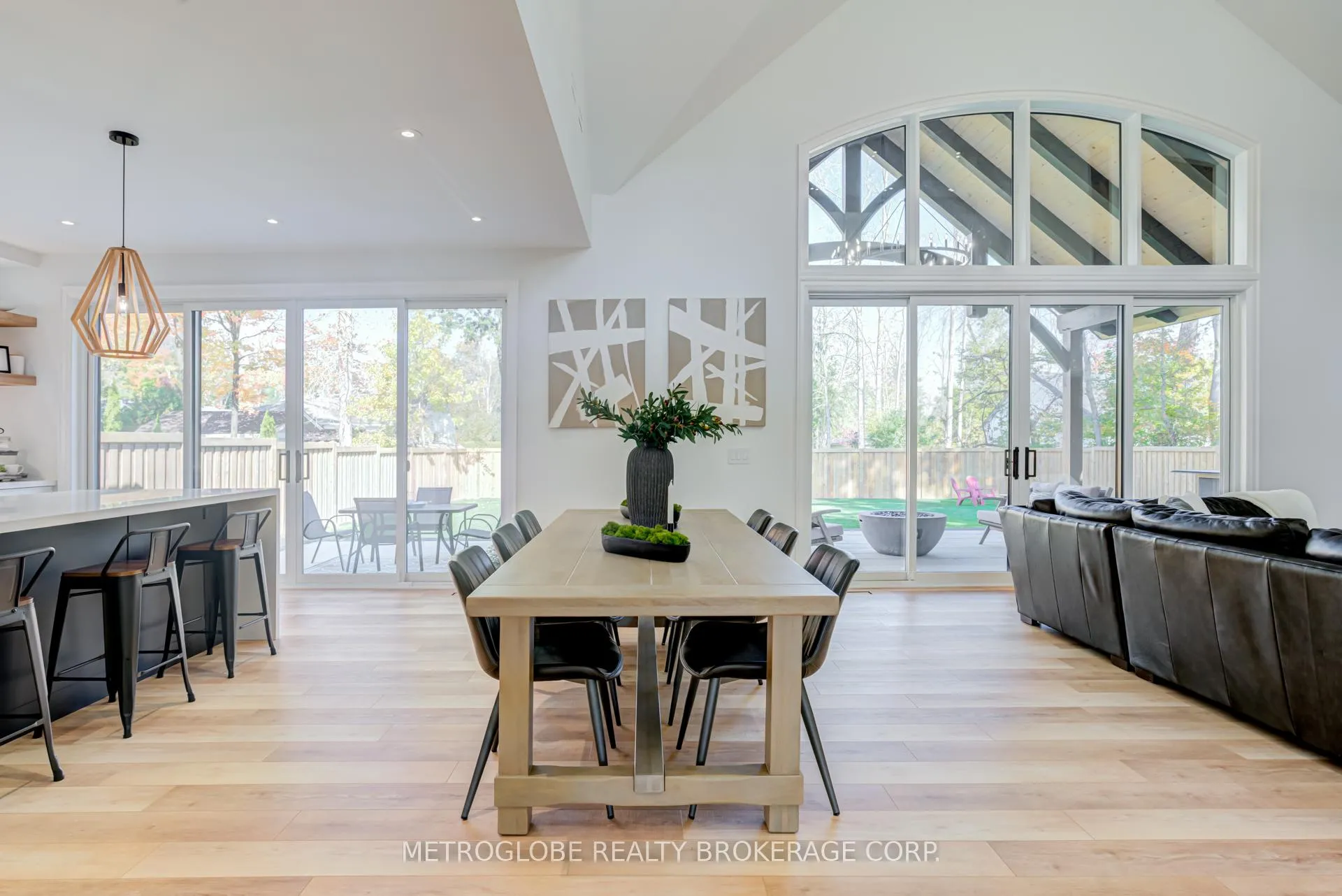 Photo 13 of 862 Kennedy Road, Innisfil, Alcona — HOMEH