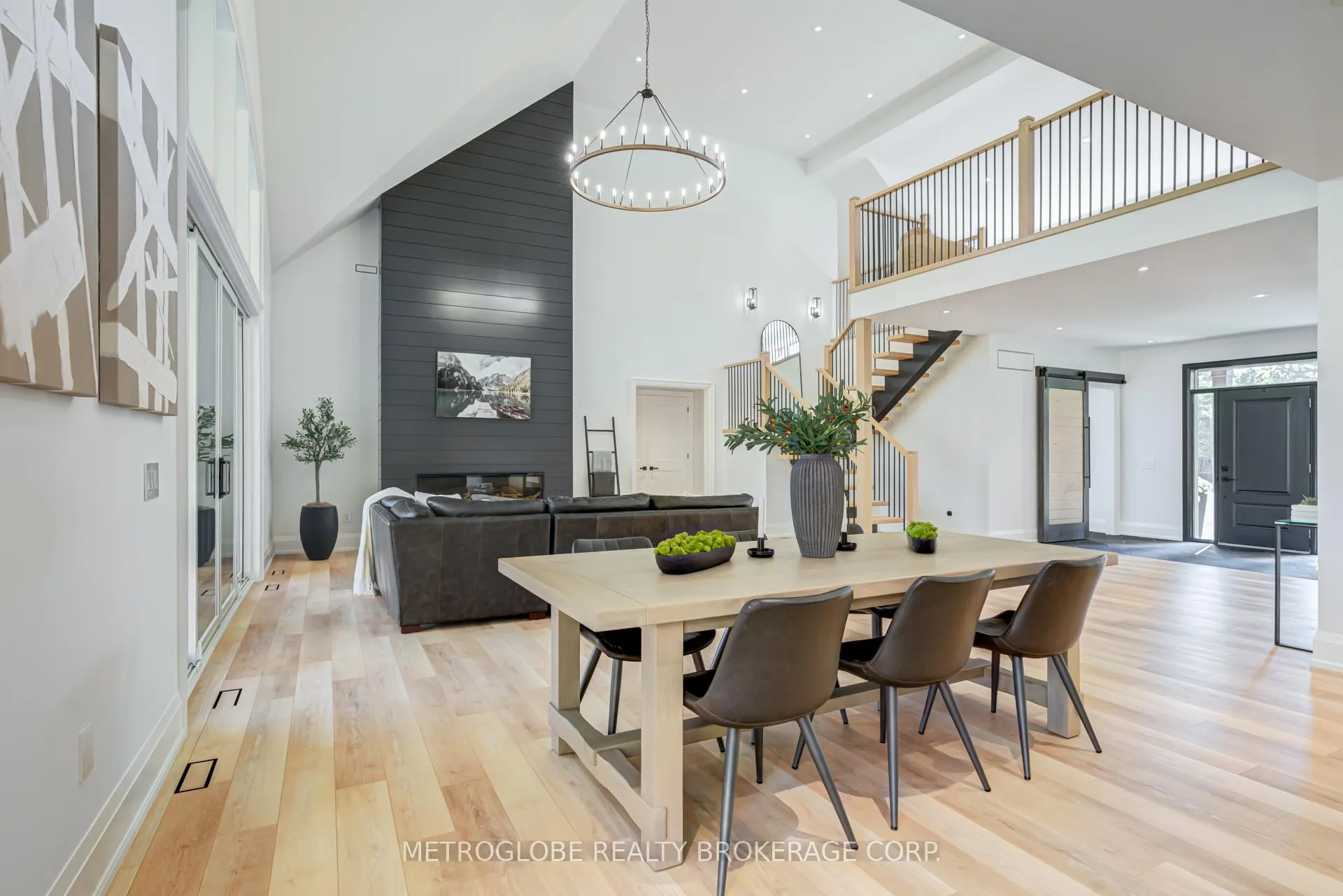 Photo 14 of 862 Kennedy Road, Innisfil, Alcona — HOMEH