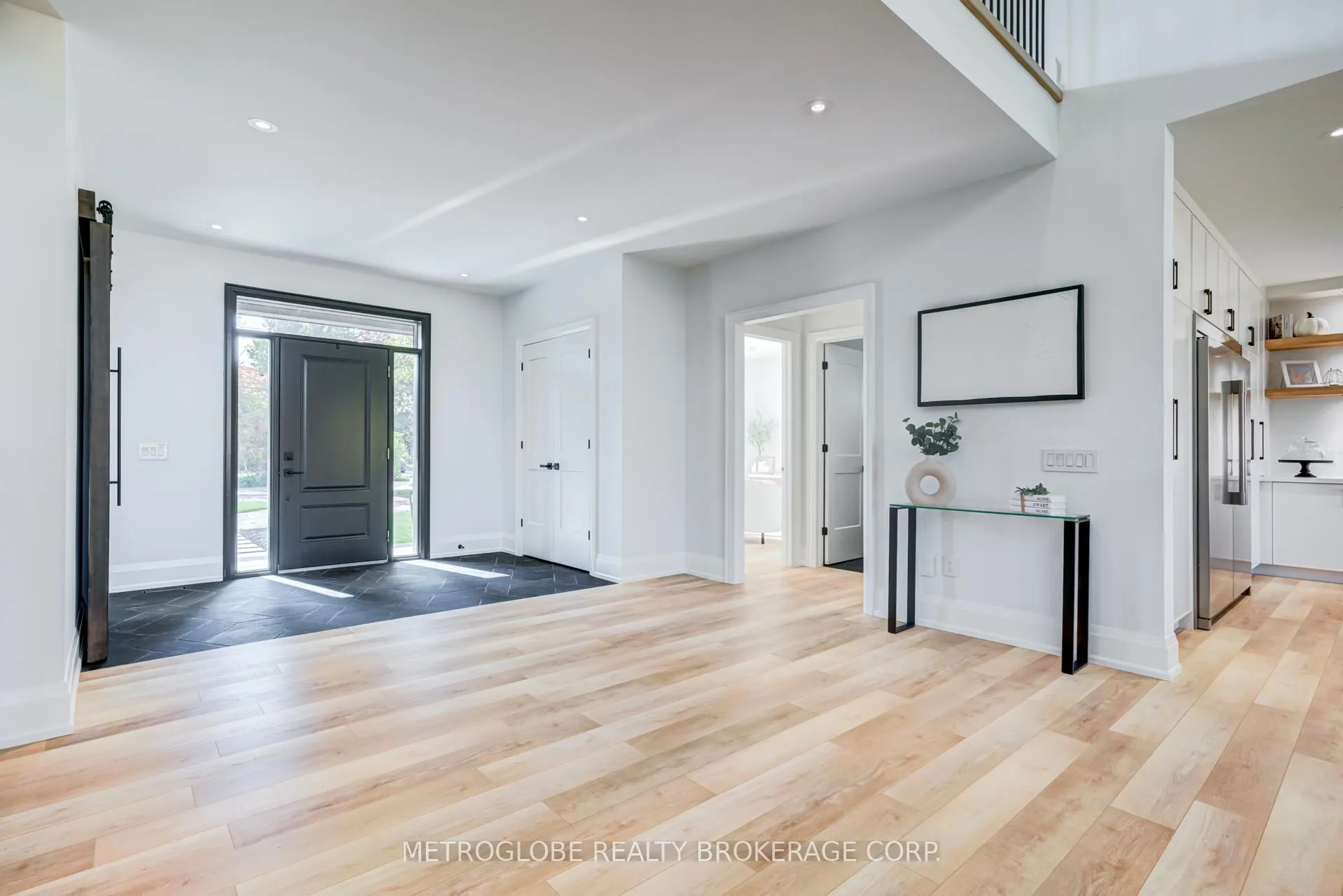Photo 20 of 862 Kennedy Road, Innisfil, Alcona — HOMEH