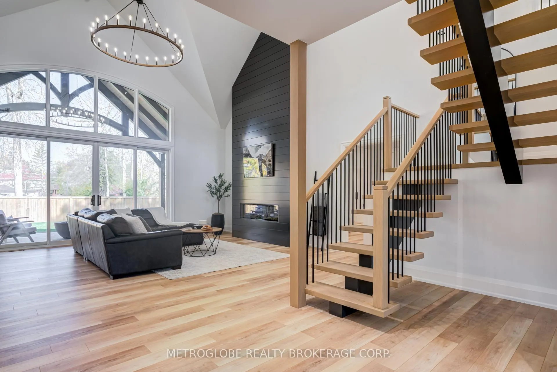 Photo 31 of 862 Kennedy Road, Innisfil, Alcona — HOMEH