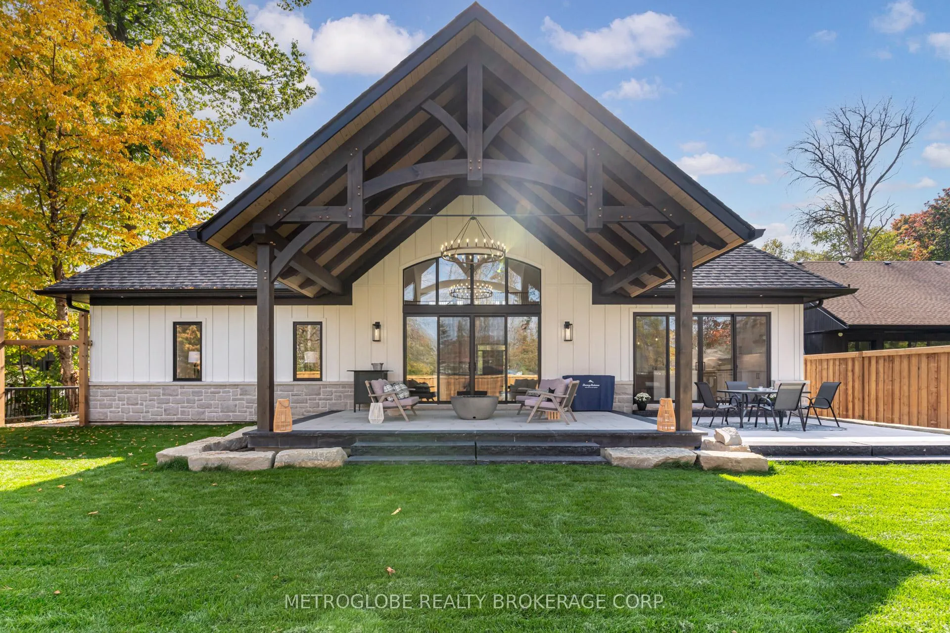 Photo 44 of 862 Kennedy Road, Innisfil, Alcona — HOMEH