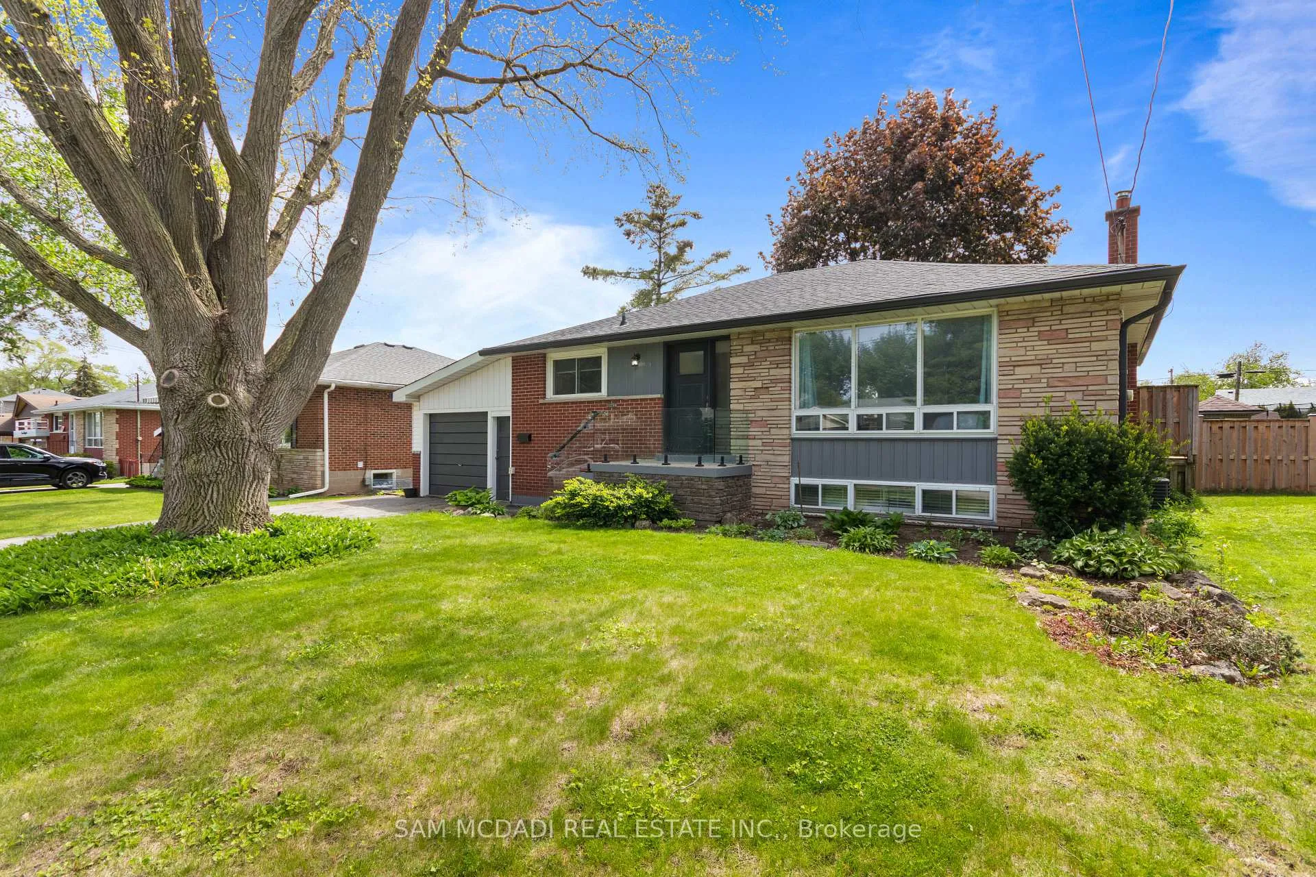 Photo 1 of 1250 Dunbar Road, Burlington, Mountainside — HOMEH
