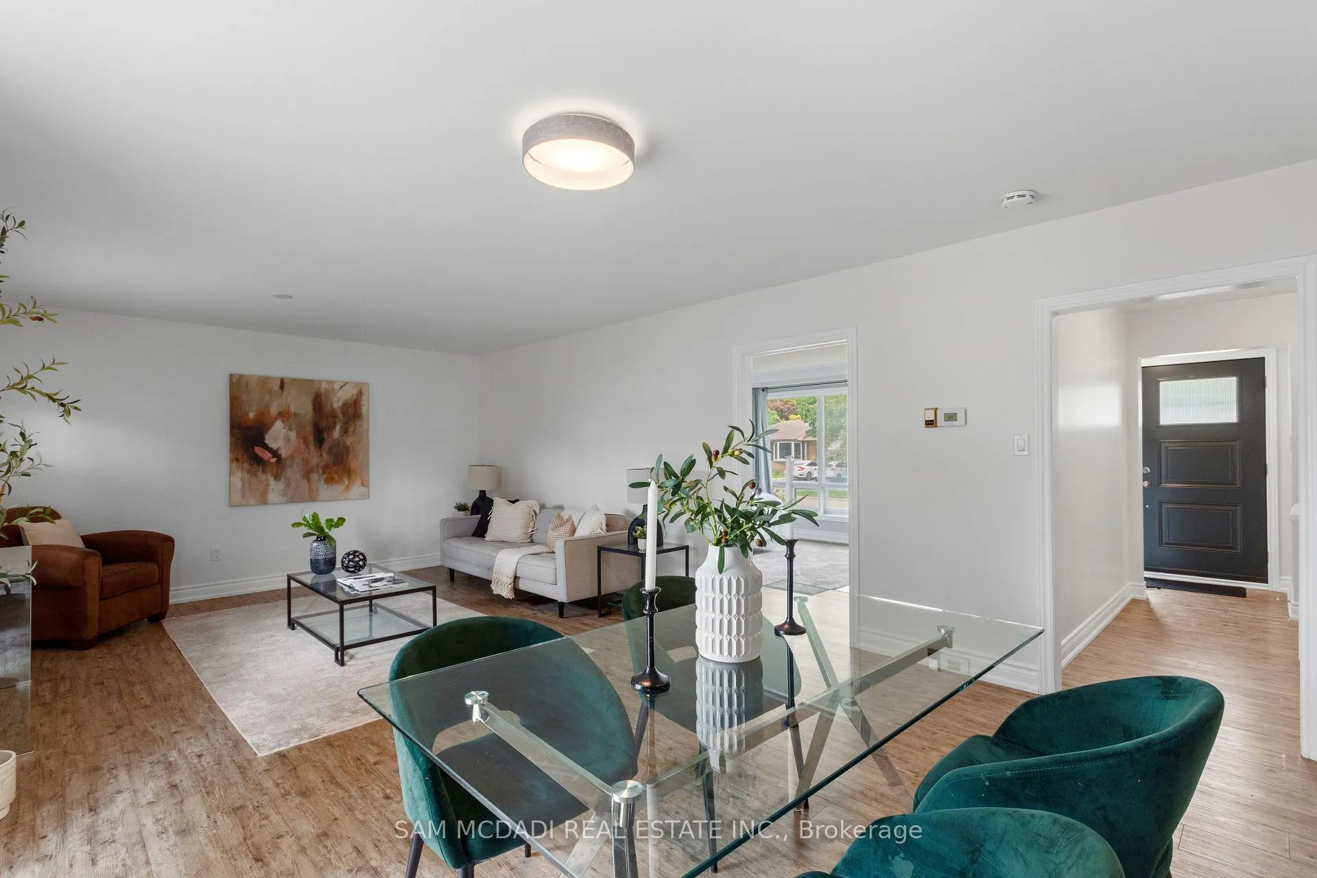 Photo 7 of 1250 Dunbar Road, Burlington, Mountainside — HOMEH
